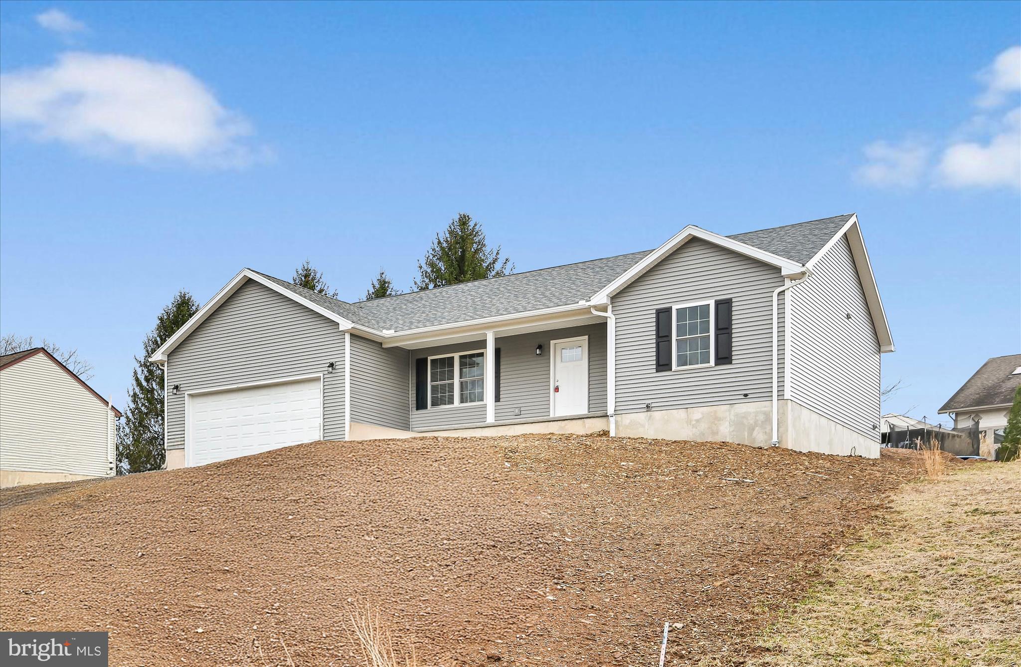 LAKE WYNONAH - Residential