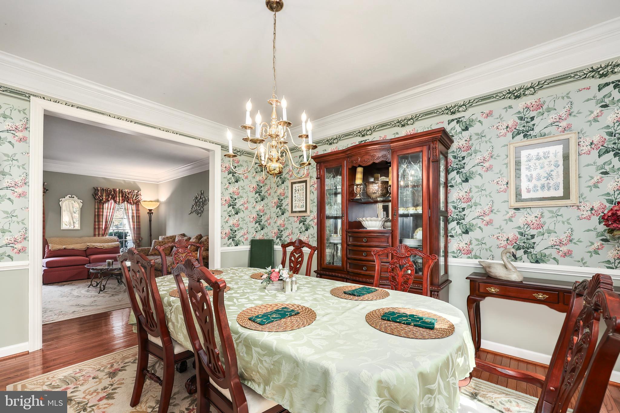 VIRGINIA OAKS - Residential