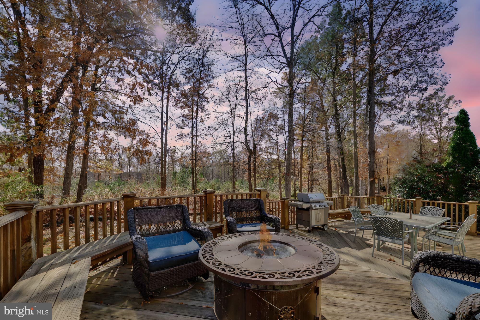 VIRGINIA OAKS - Residential