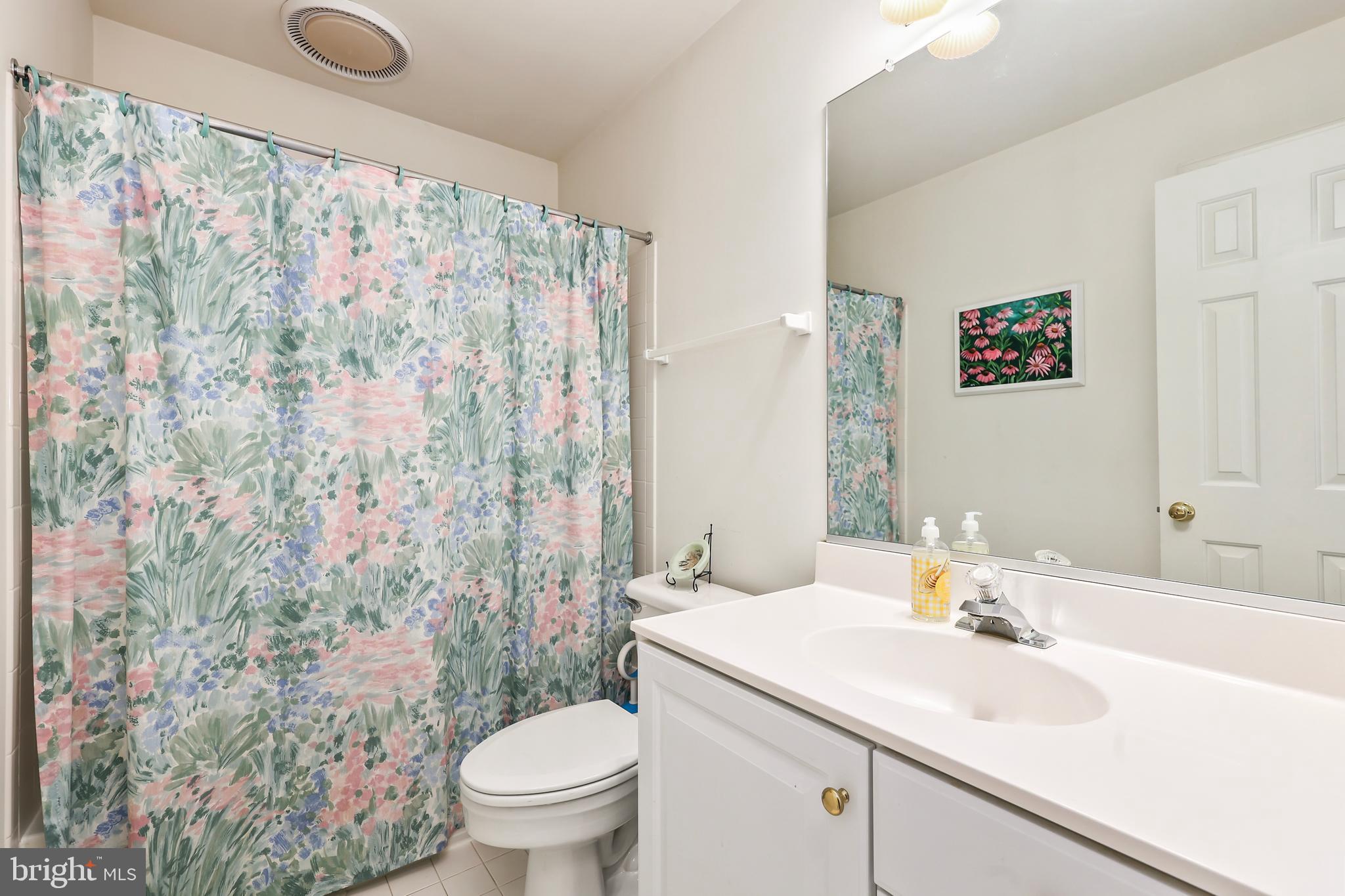 VIRGINIA OAKS - Residential