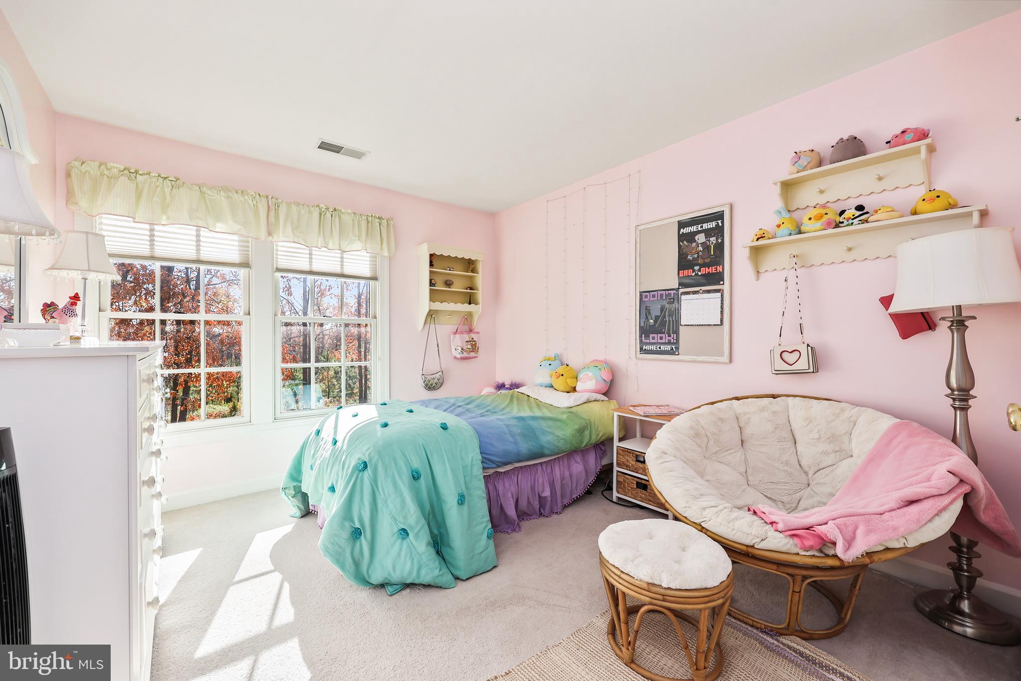 VIRGINIA OAKS - Residential