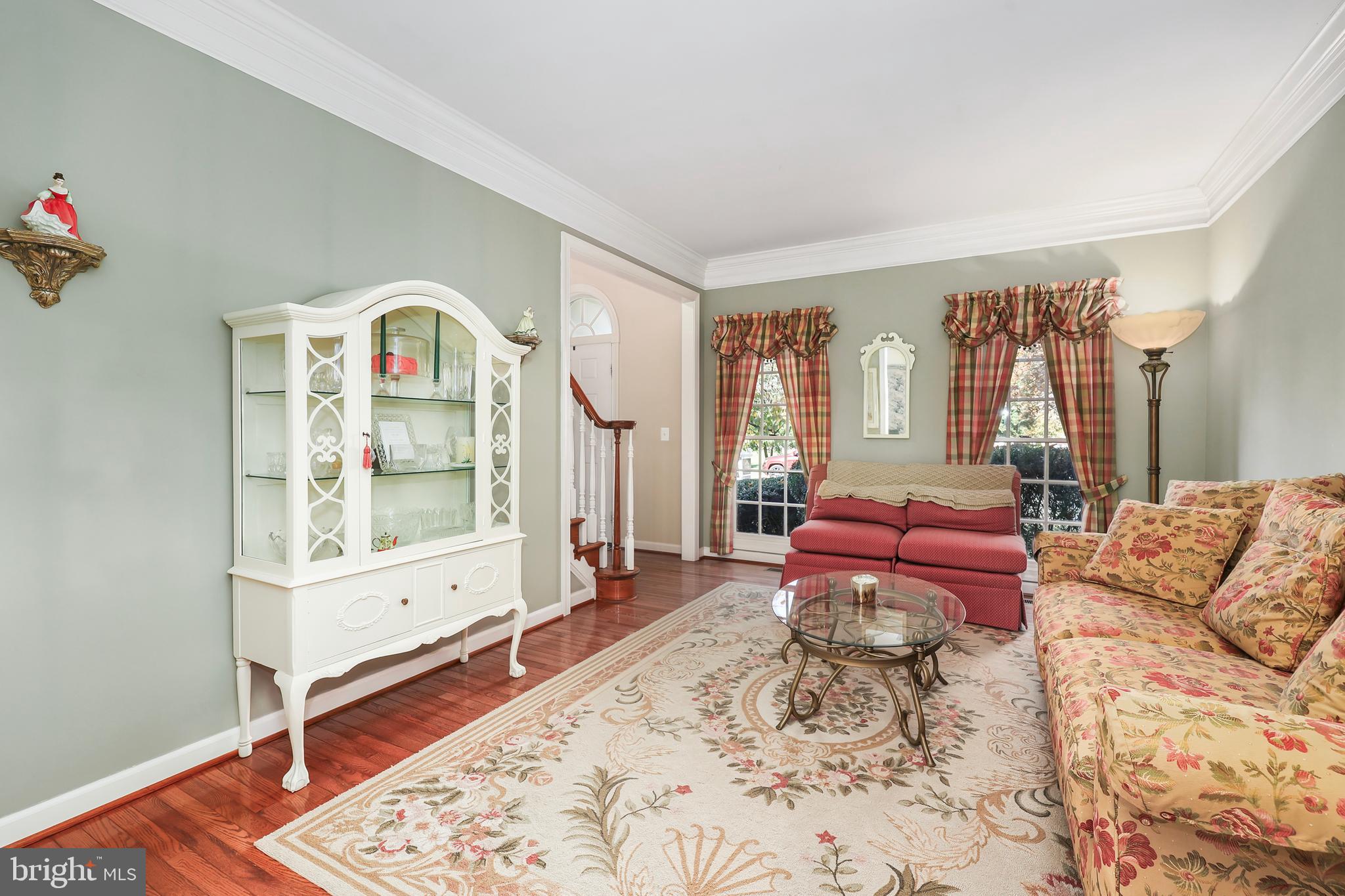 VIRGINIA OAKS - Residential