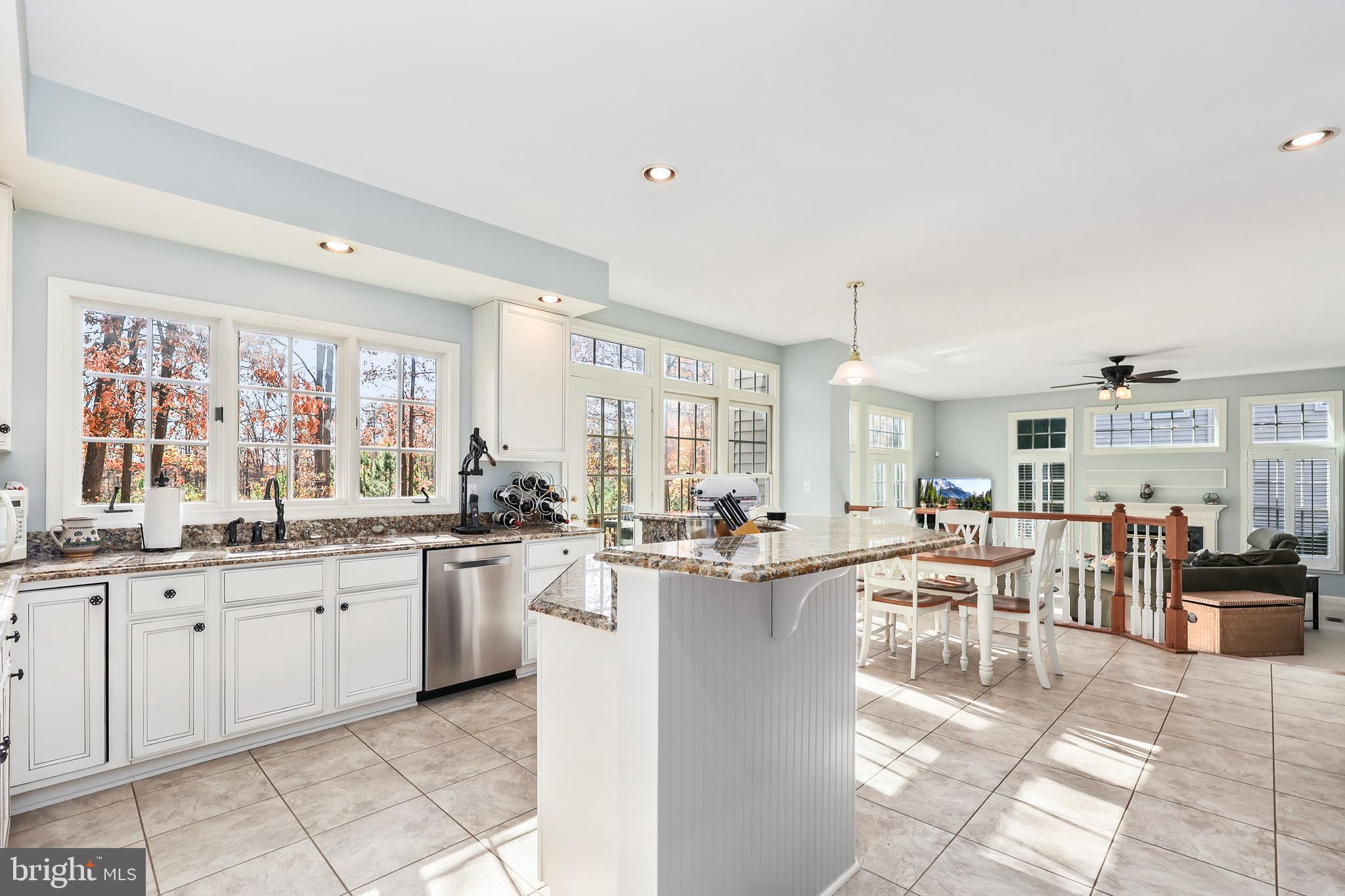 VIRGINIA OAKS - Residential