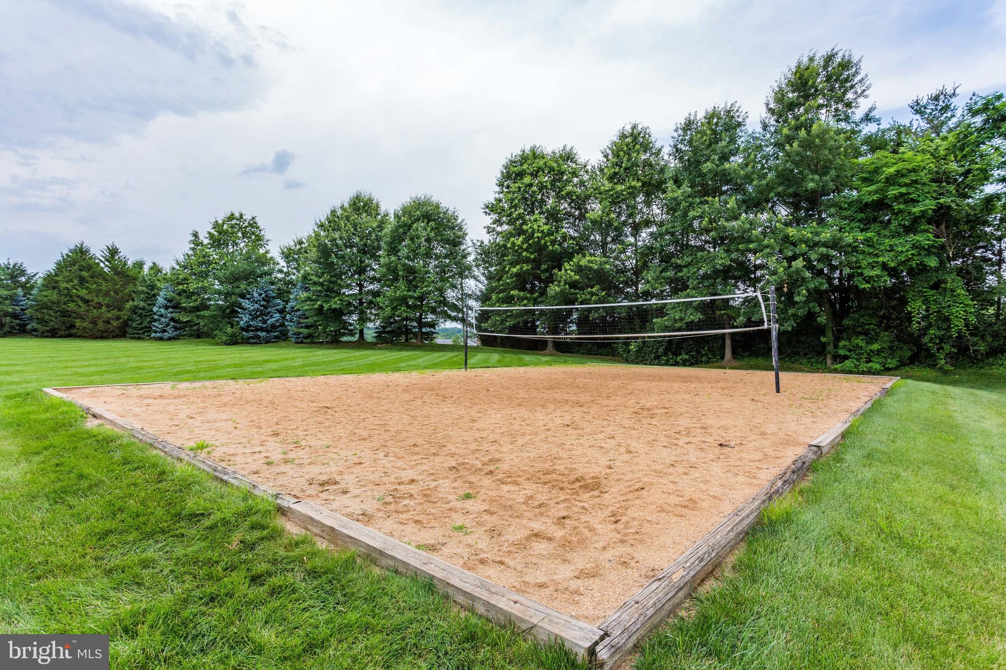 VIRGINIA OAKS - Residential