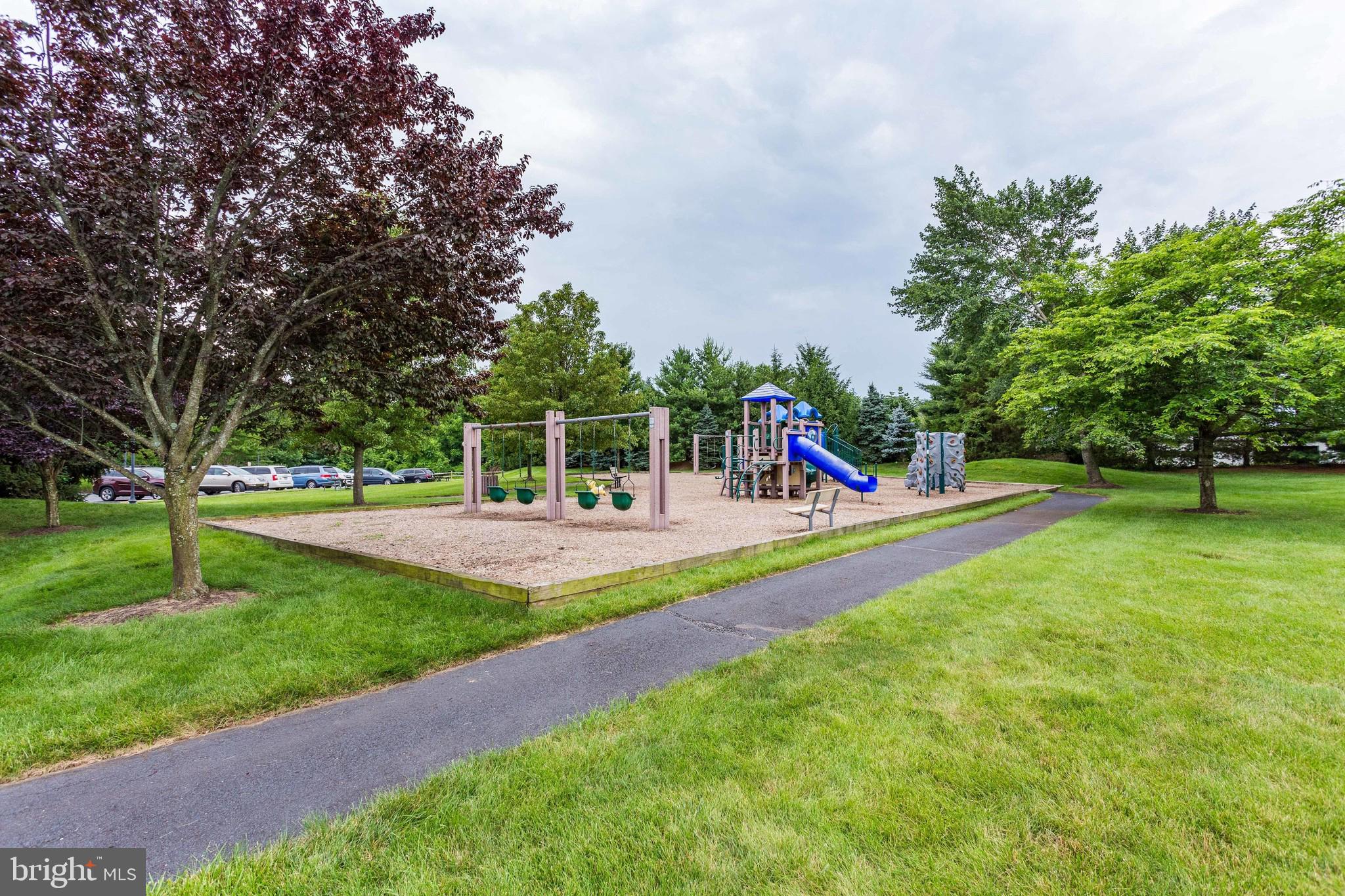 VIRGINIA OAKS - Residential