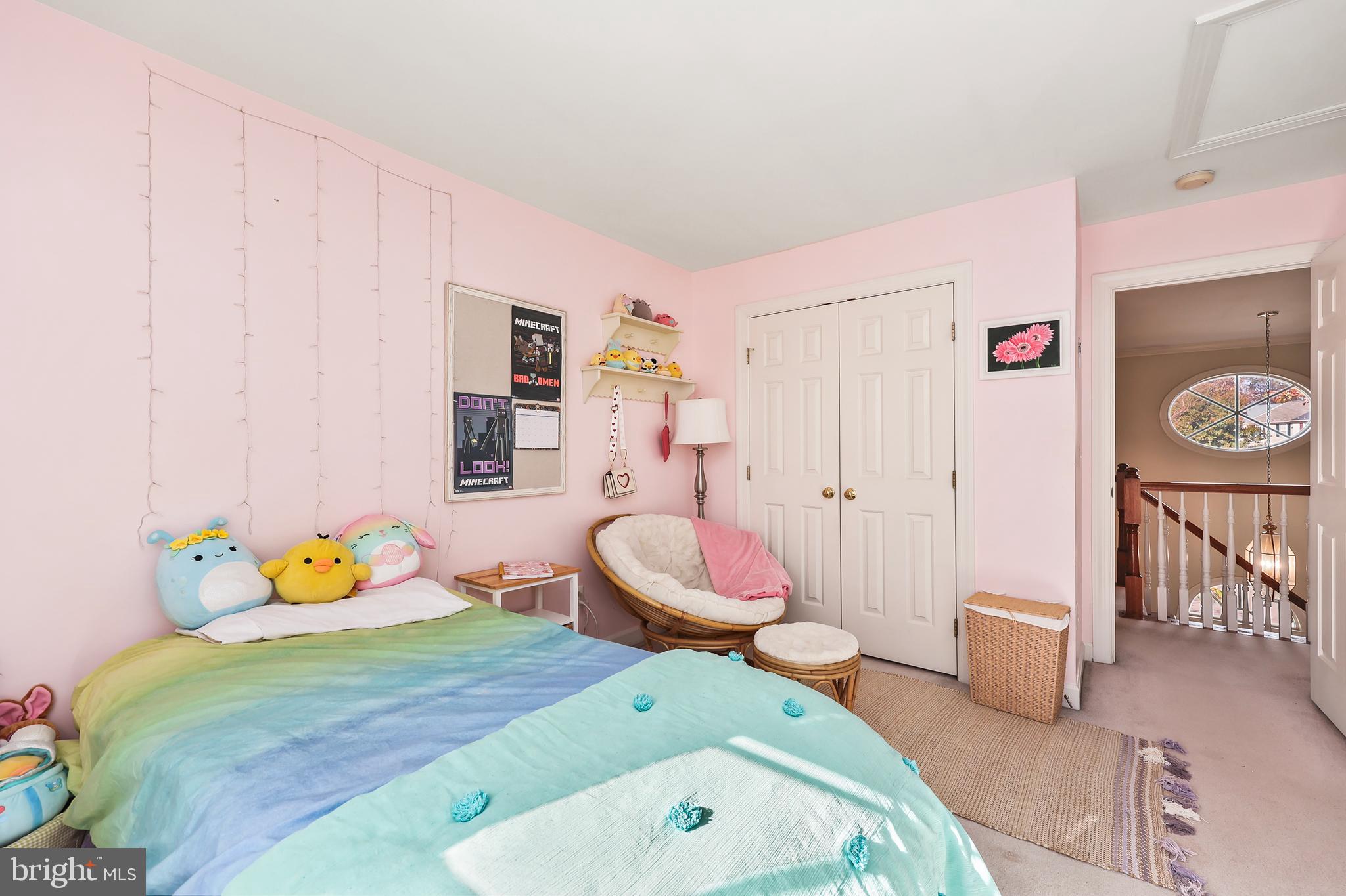 VIRGINIA OAKS - Residential