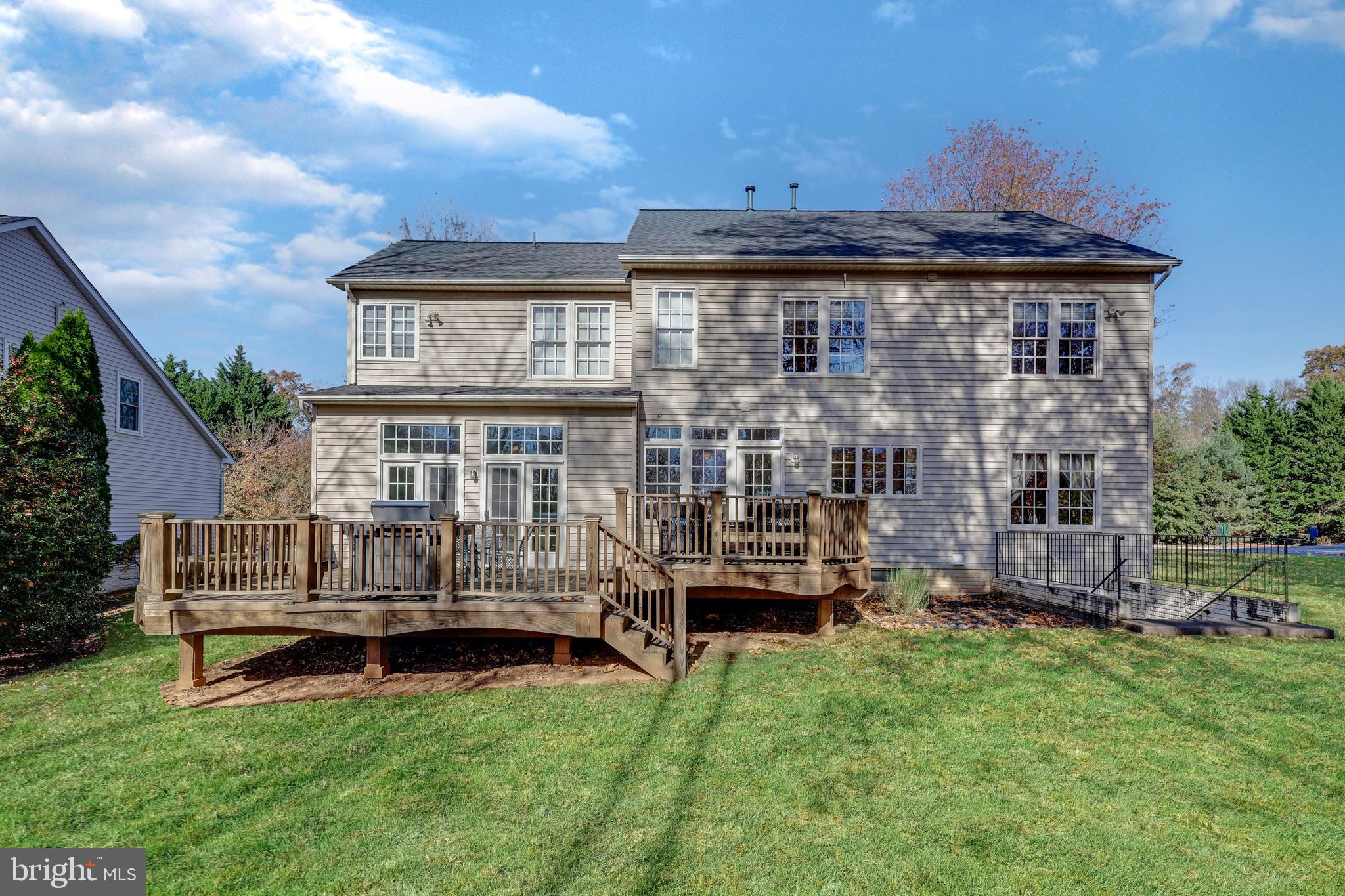 VIRGINIA OAKS - Residential