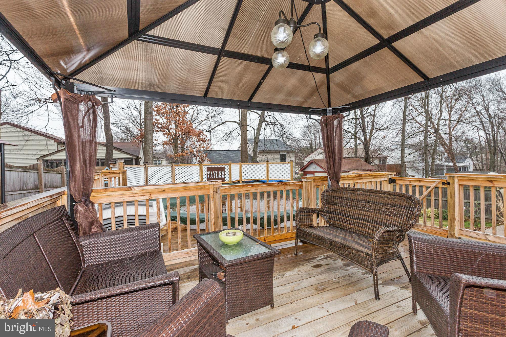 MAYFIELD MANOR - Residential