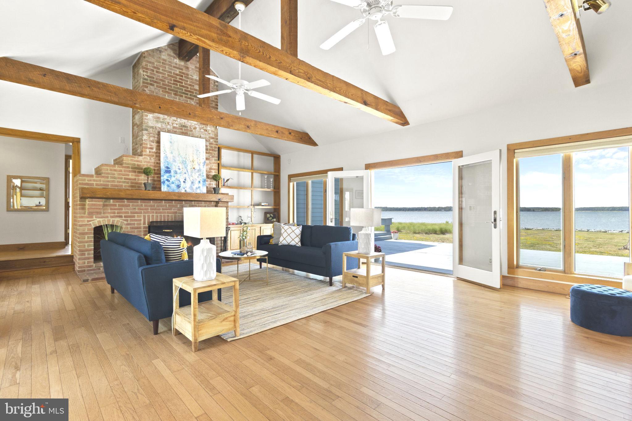 MCKEIL POINTE - Residential