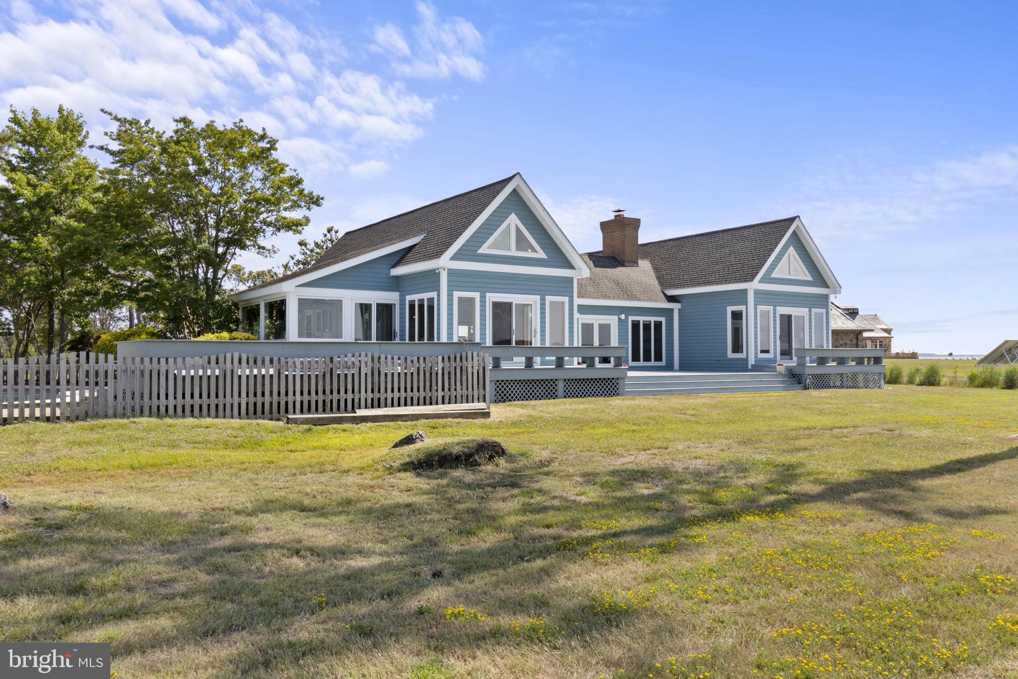 MCKEIL POINTE - Residential