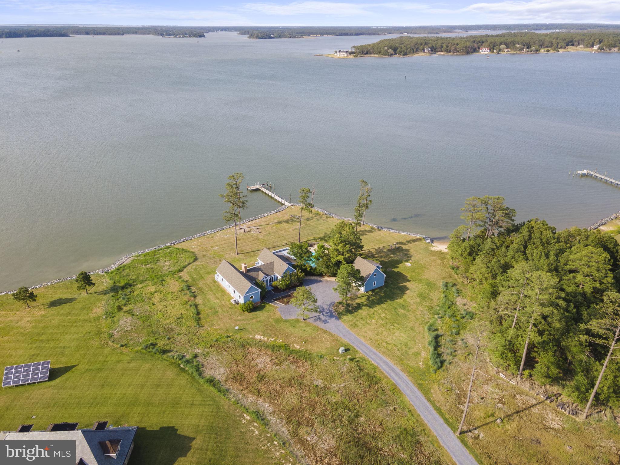 MCKEIL POINTE - Residential