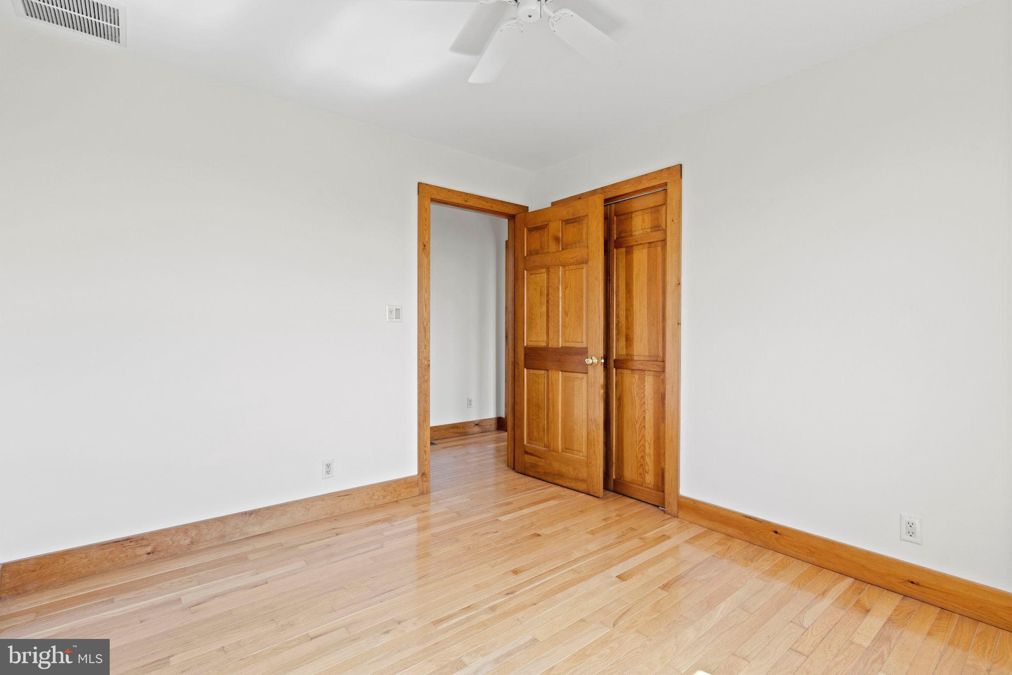 MCKEIL POINTE - Residential