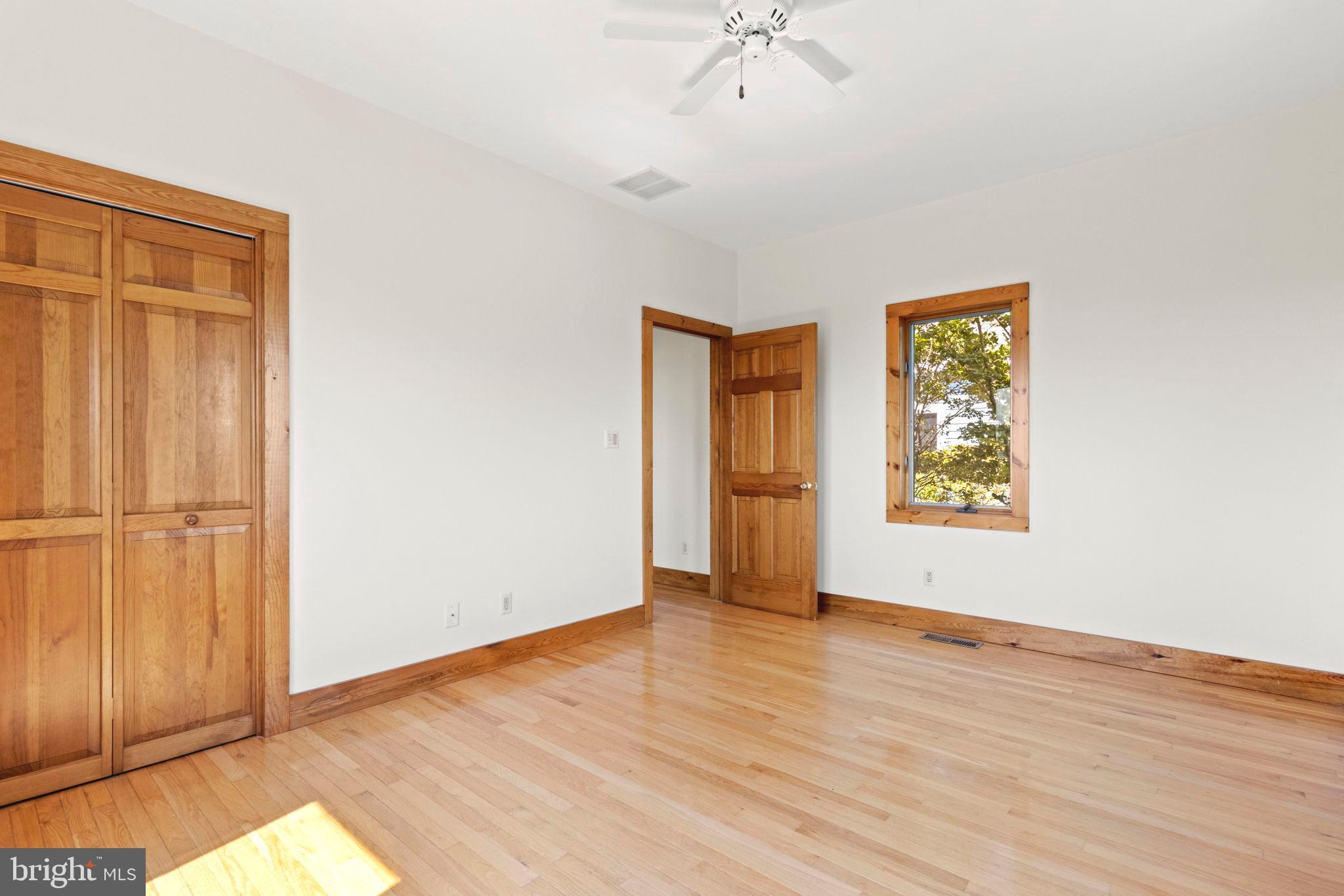 MCKEIL POINTE - Residential