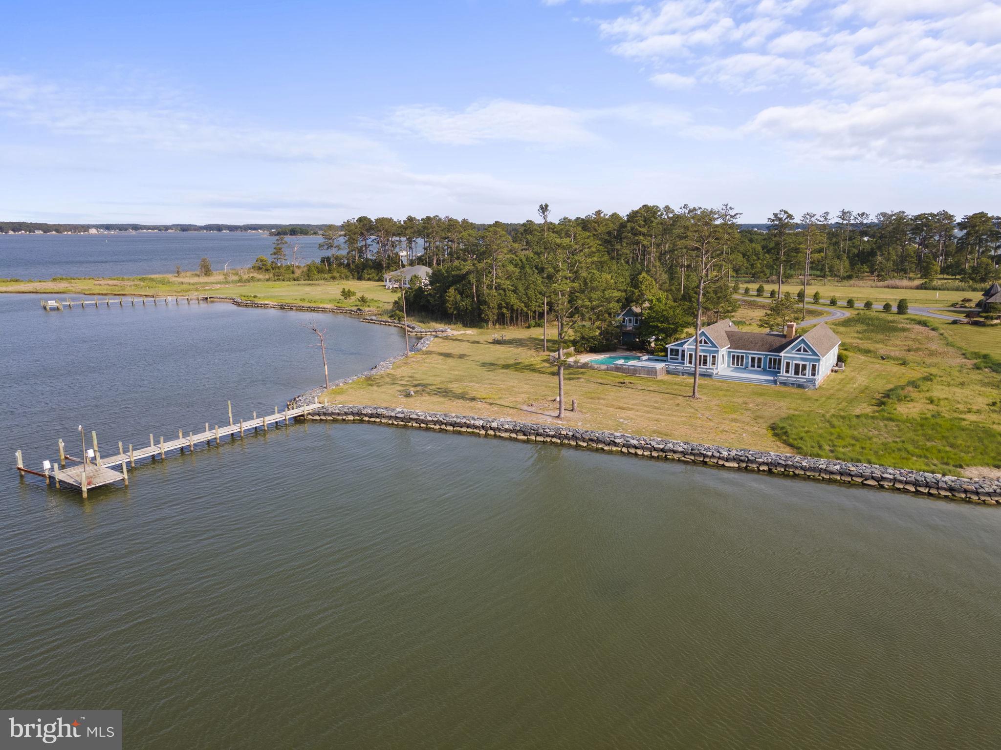 MCKEIL POINTE - Residential