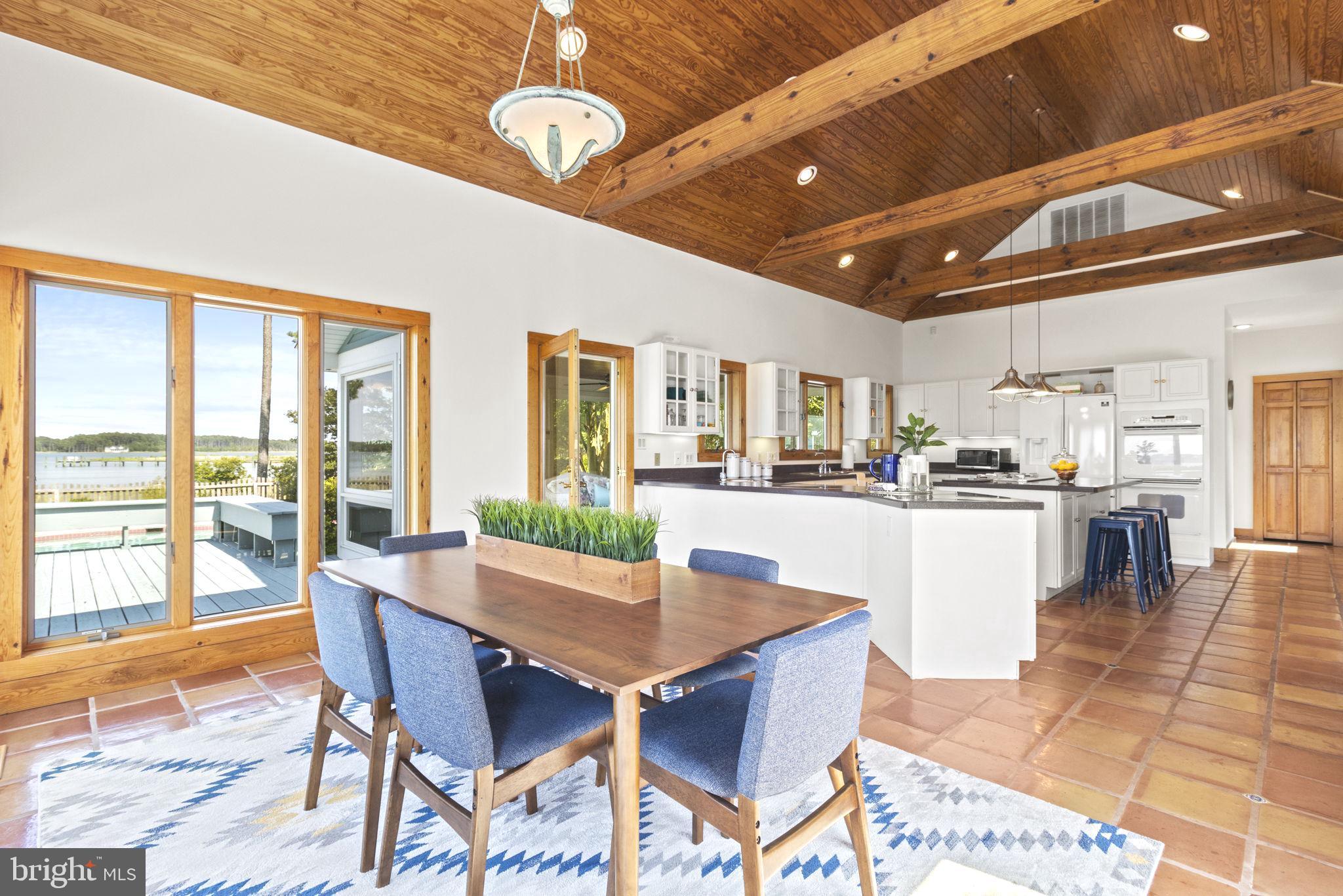 MCKEIL POINTE - Residential