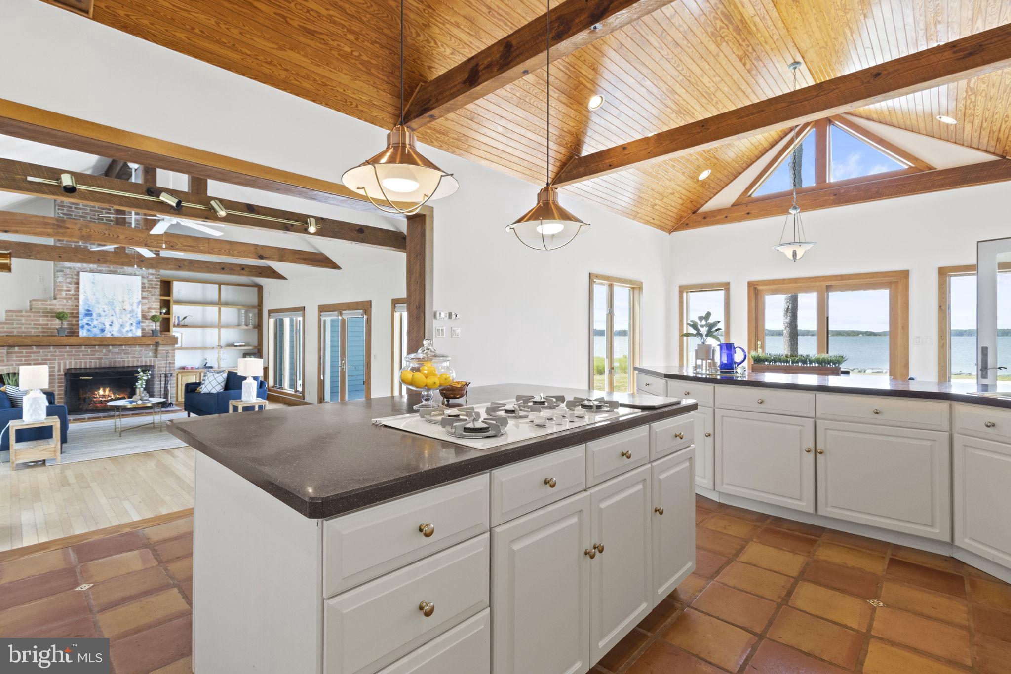 MCKEIL POINTE - Residential