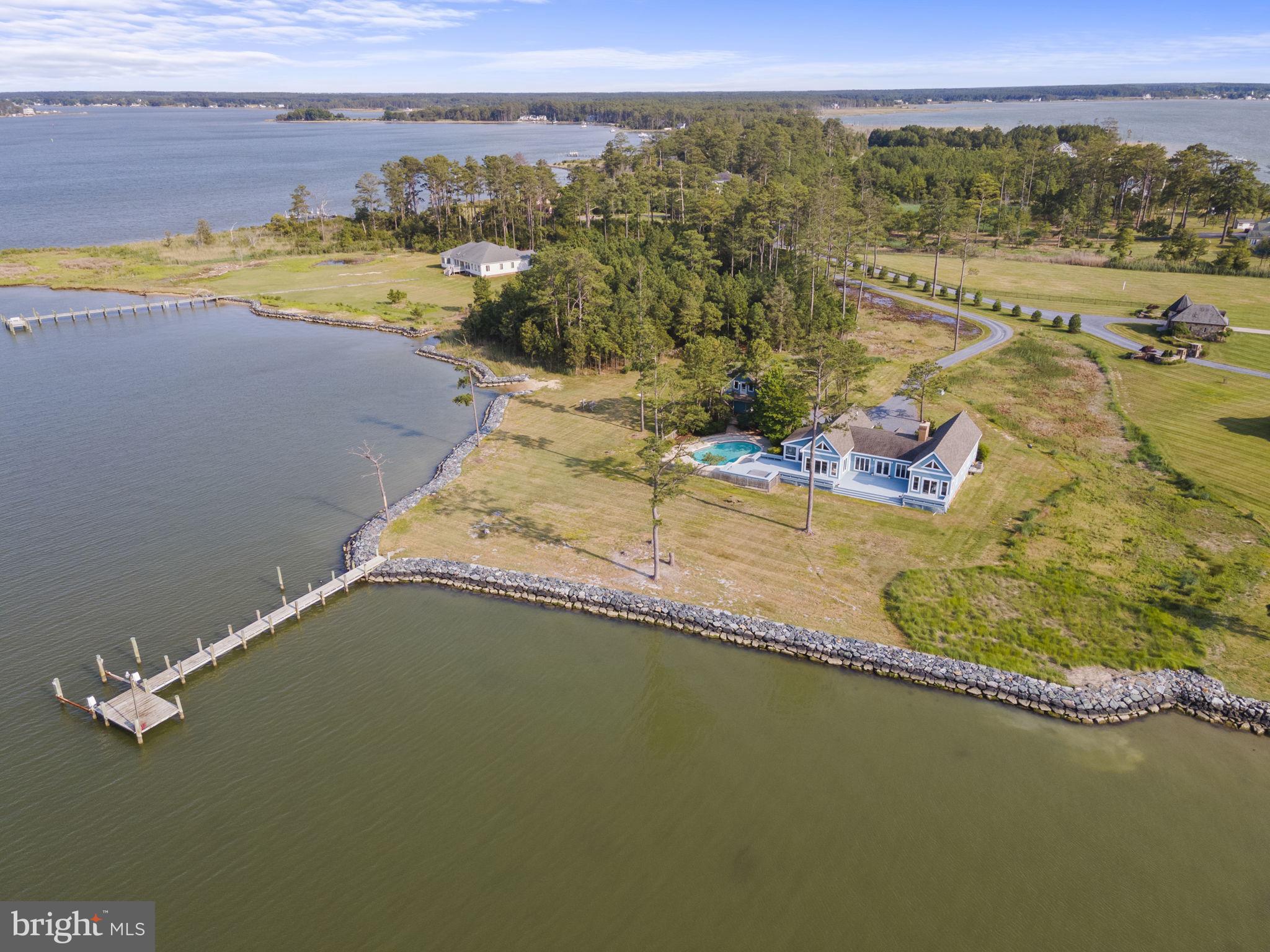 MCKEIL POINTE - Residential