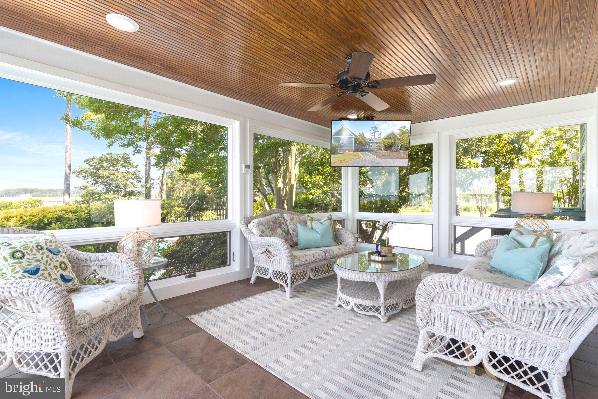 MCKEIL POINTE - Residential