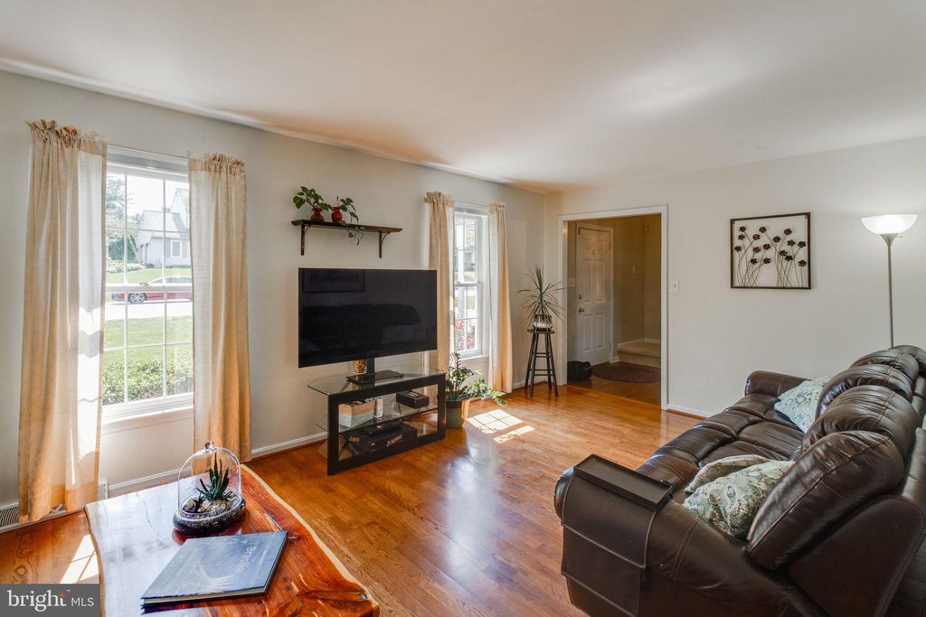 Photo of 30 Charles Place, BROWNSTOWN, PA 17508 (MLS # PALA2075696)