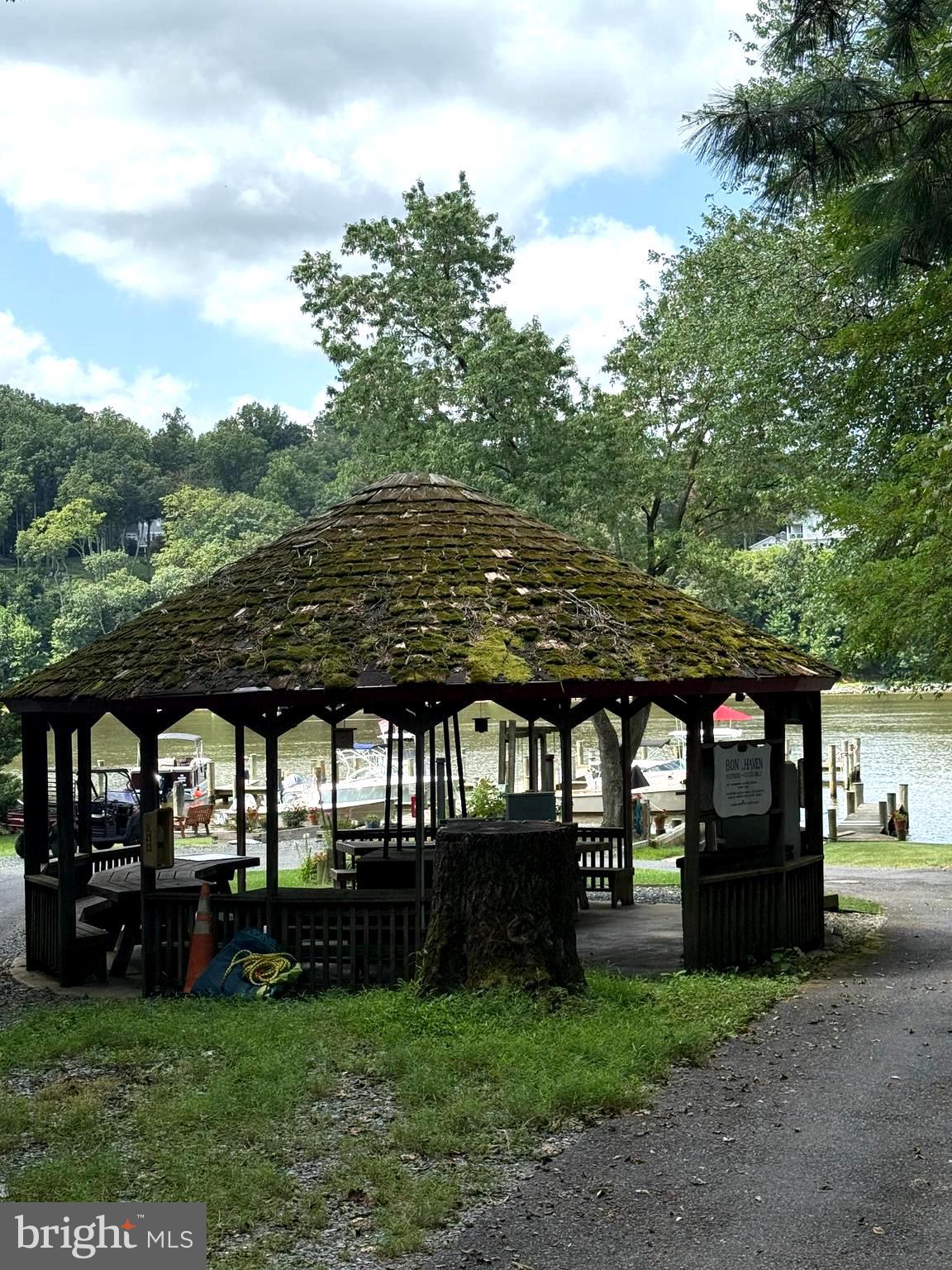 BON HAVEN - Residential