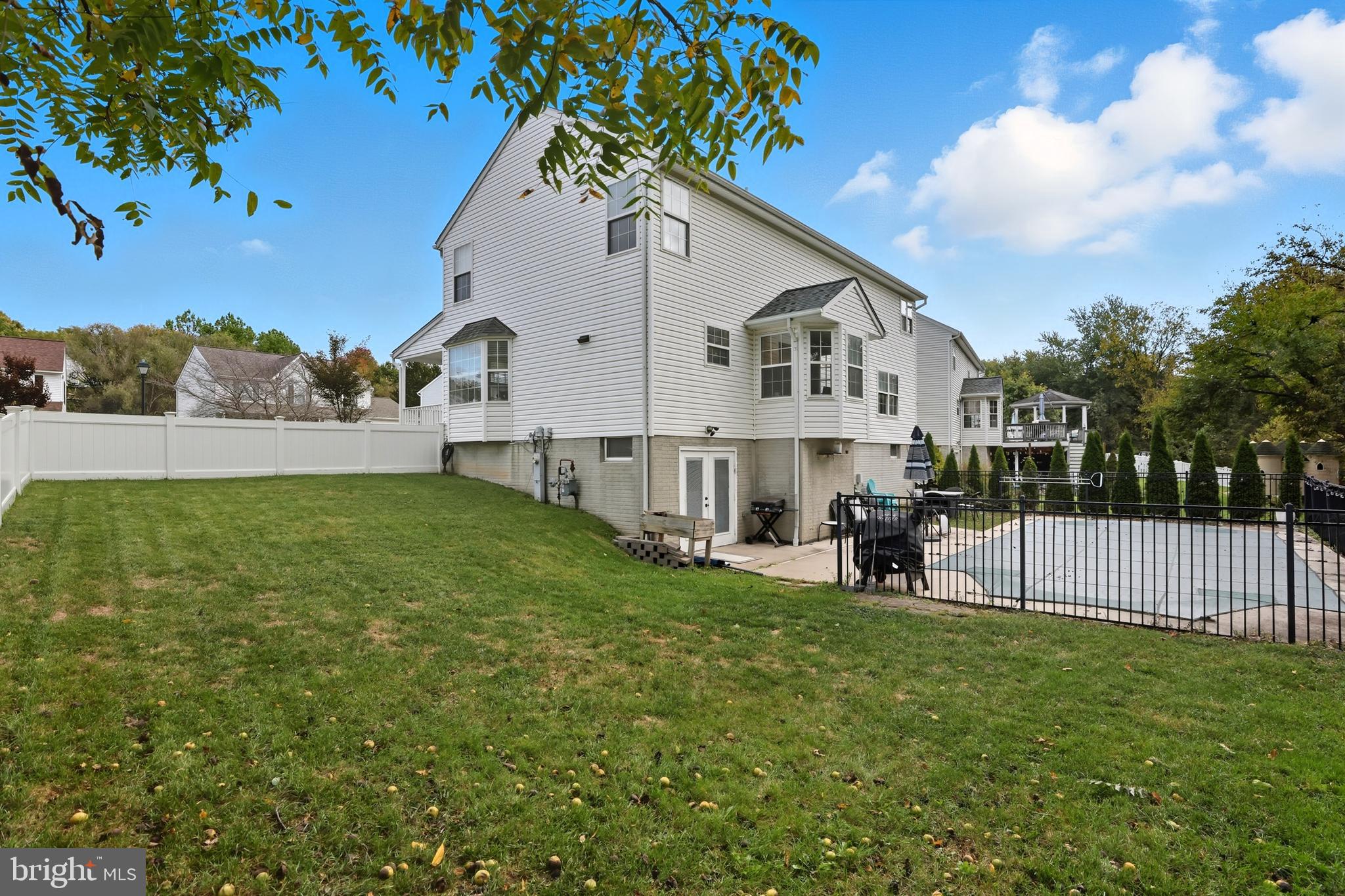 FURNACE HILLS - Residential