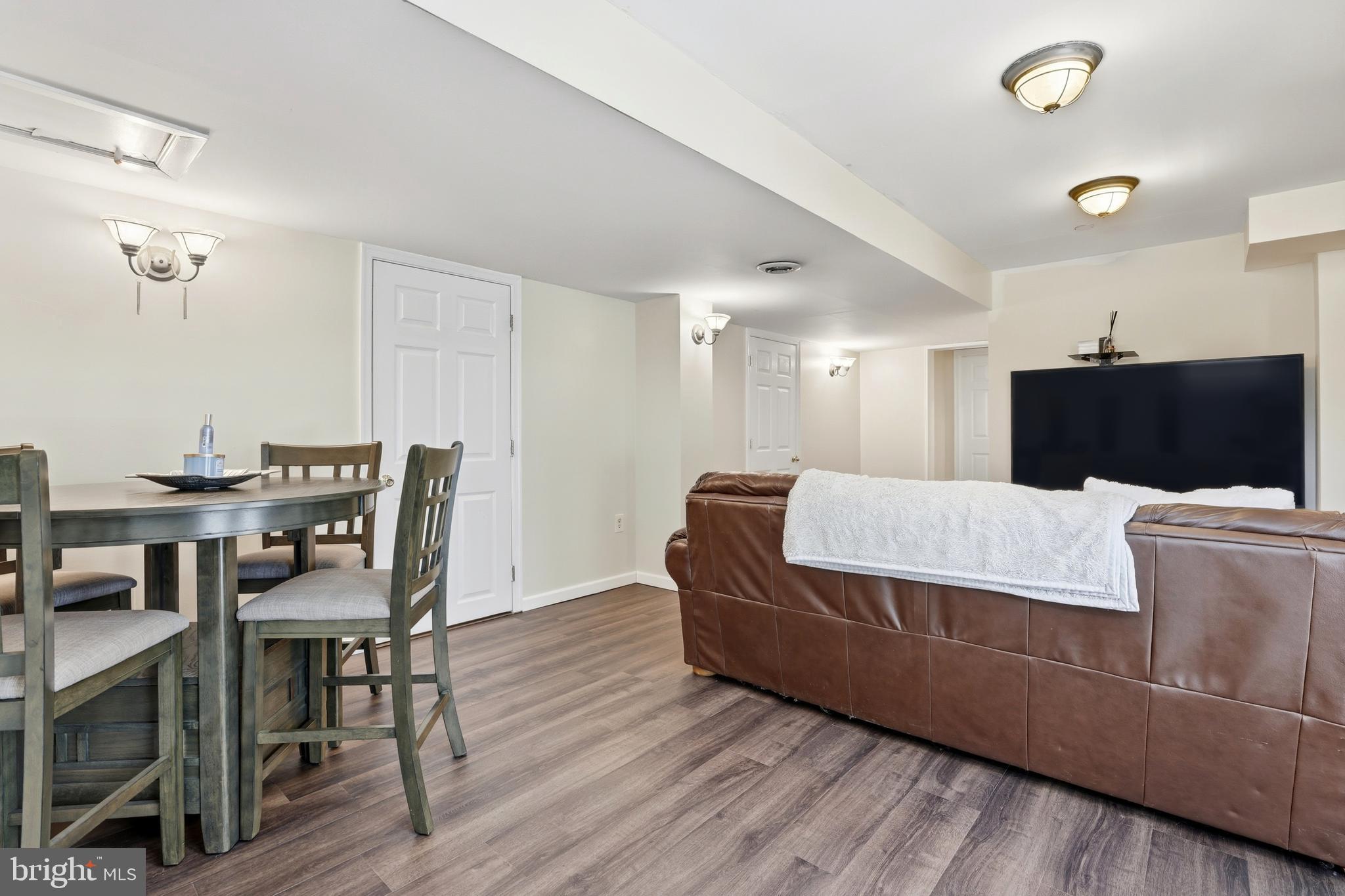 FURNACE HILLS - Residential