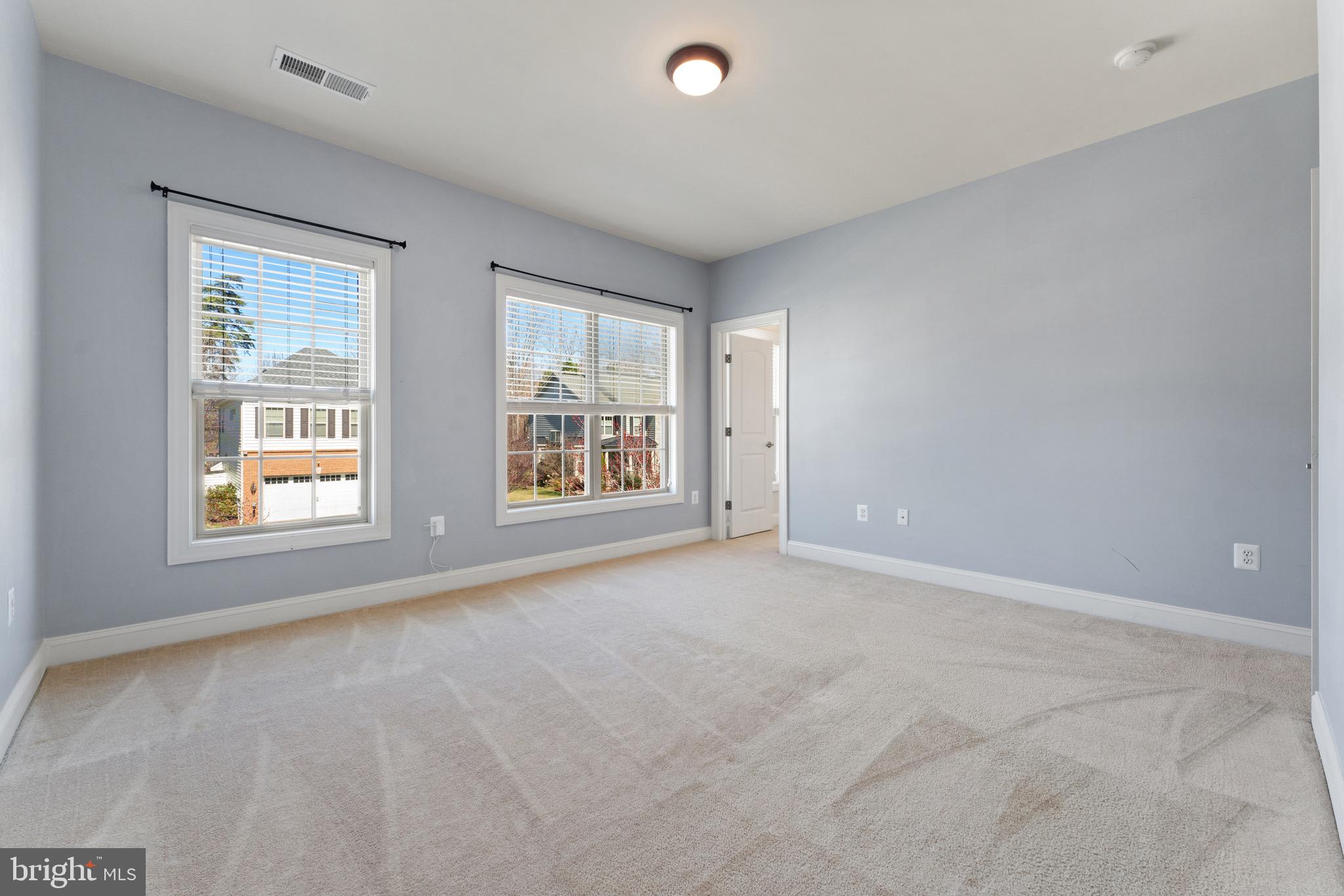 PORT POTOMAC - Residential