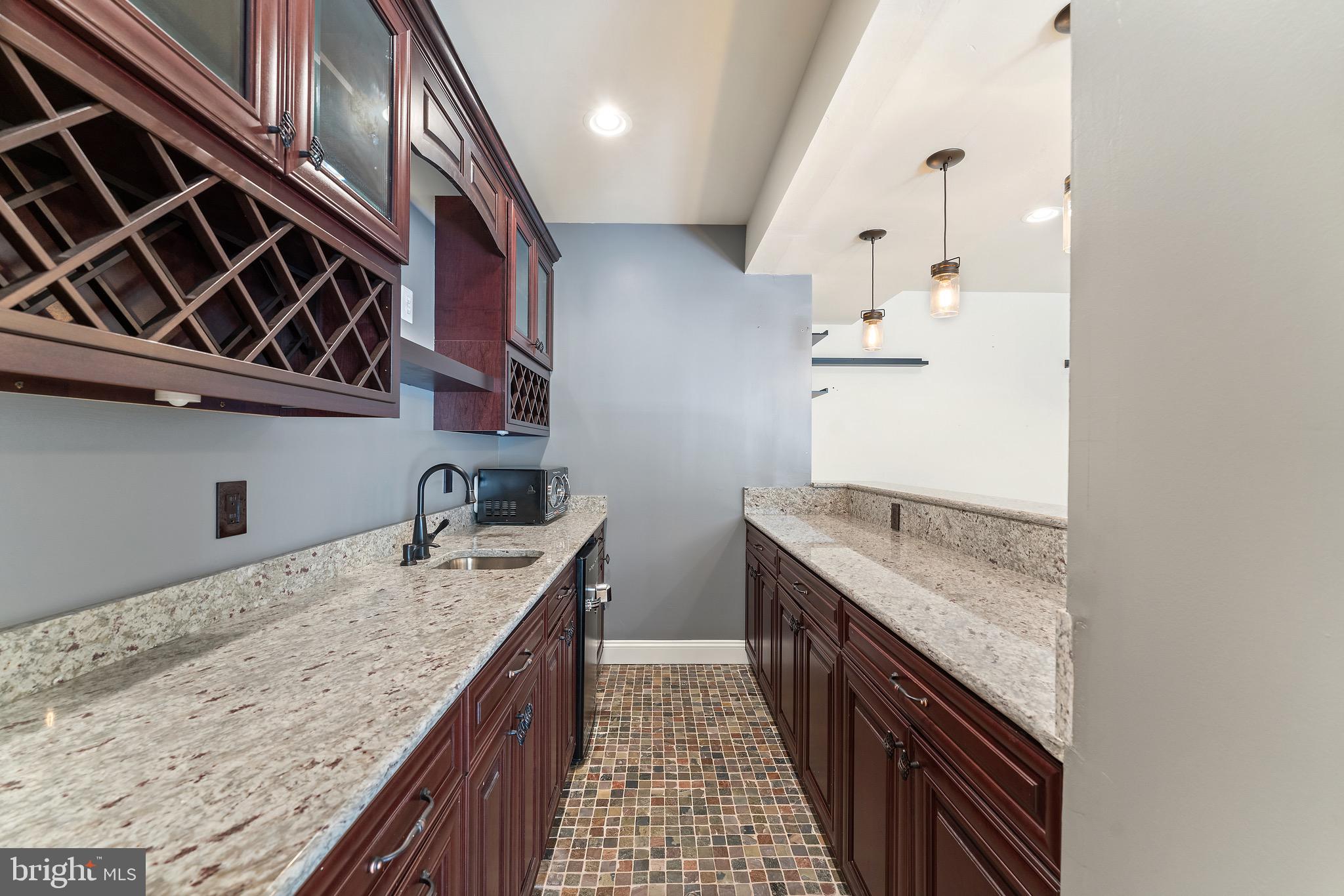 PORT POTOMAC - Residential