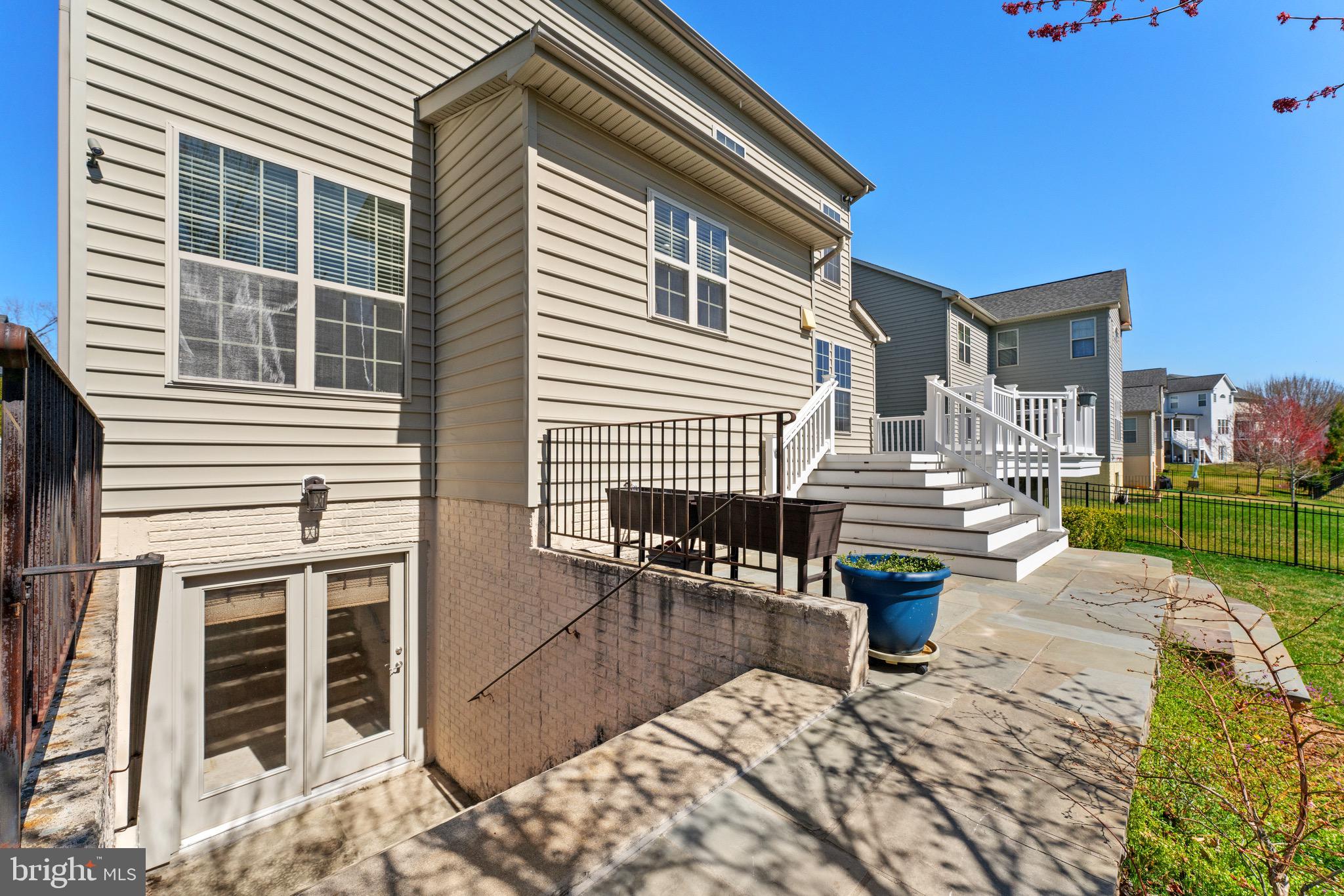 PORT POTOMAC - Residential