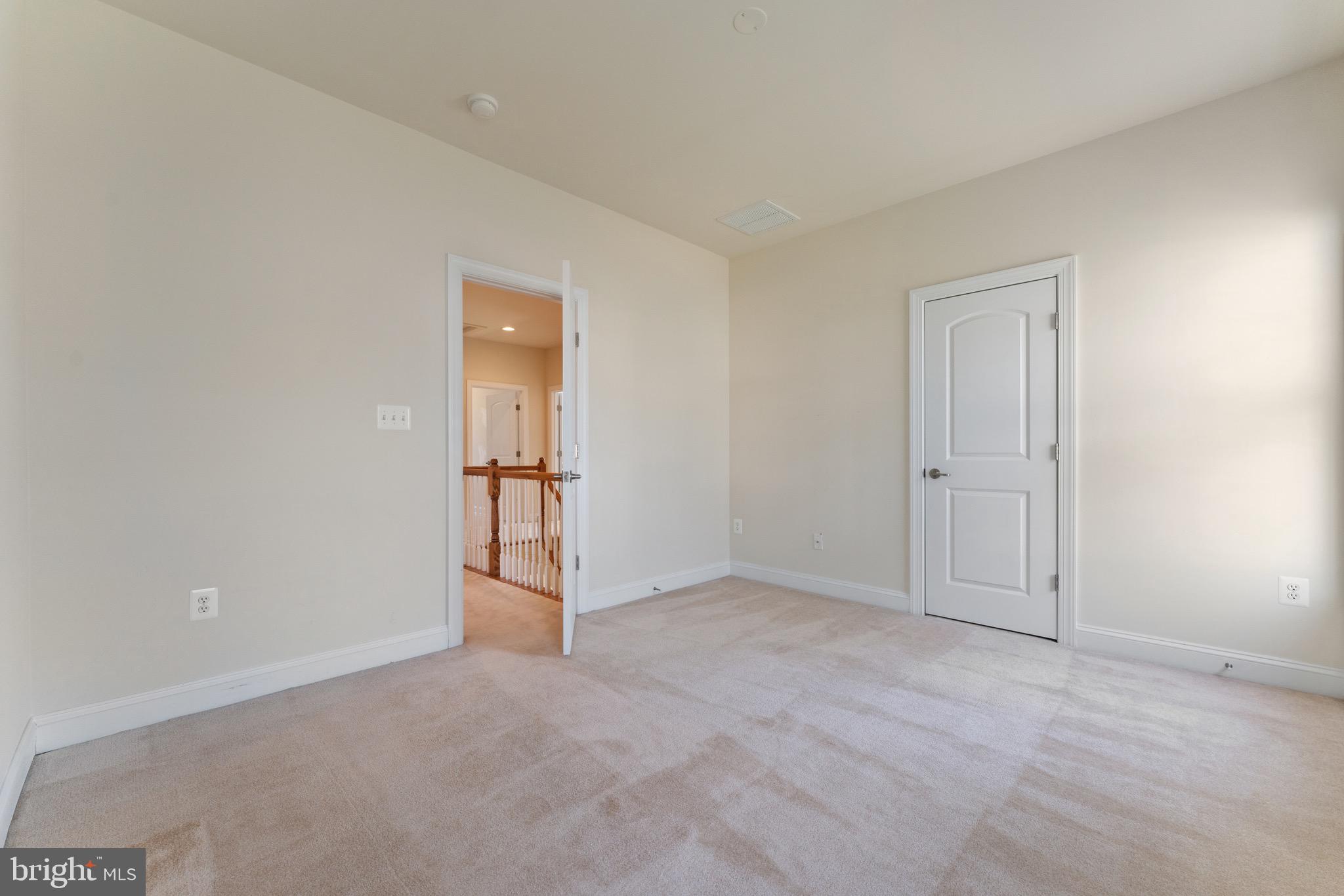 PORT POTOMAC - Residential