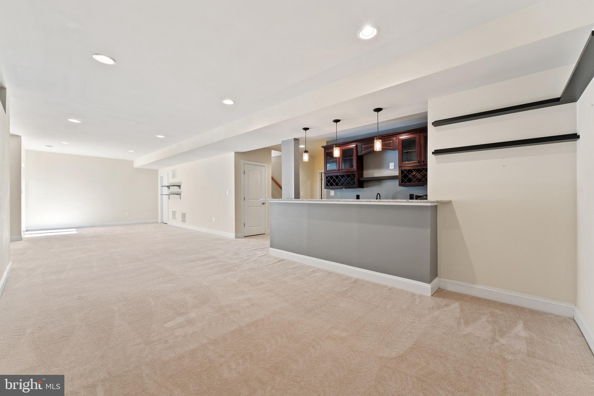 PORT POTOMAC - Residential