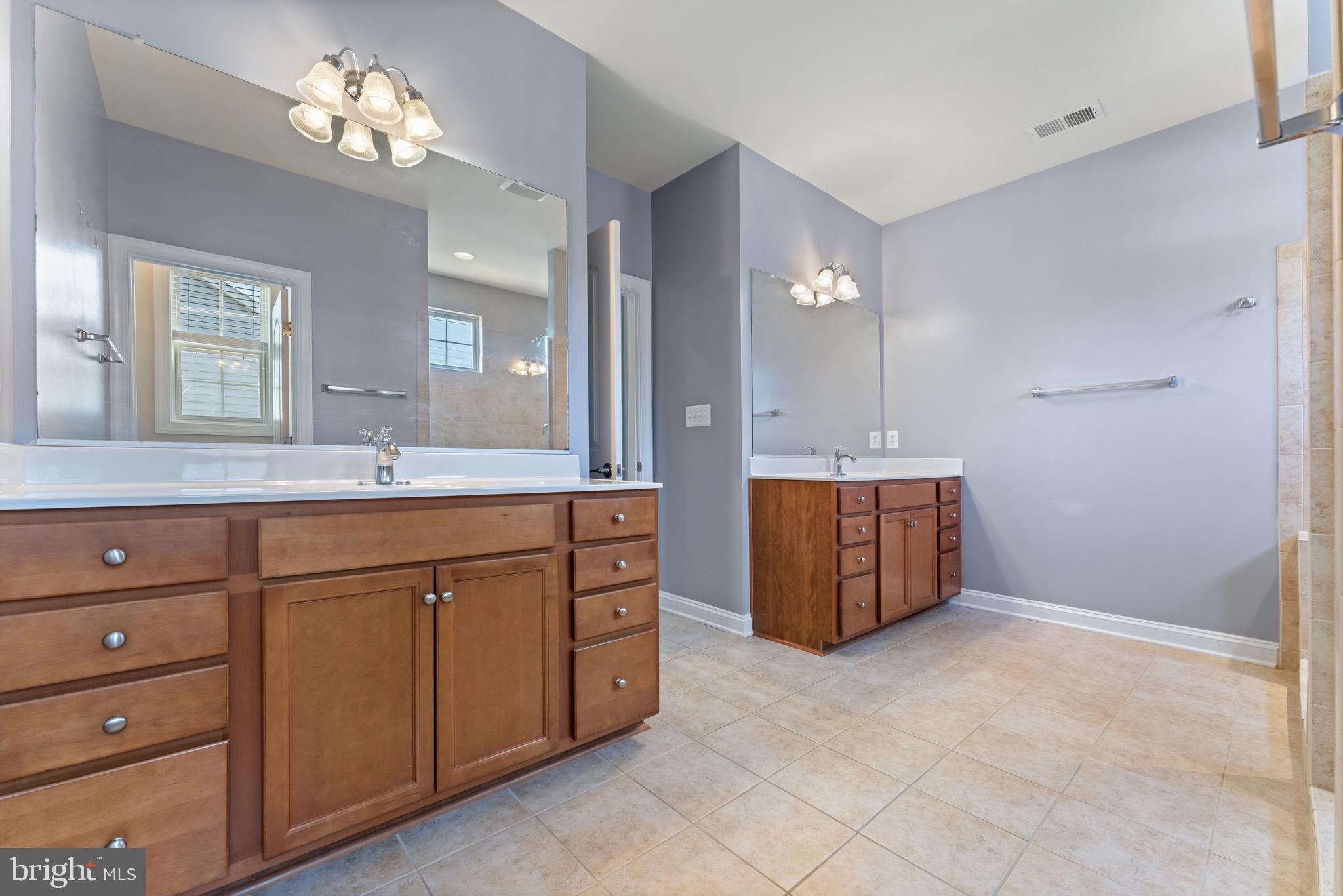 PORT POTOMAC - Residential