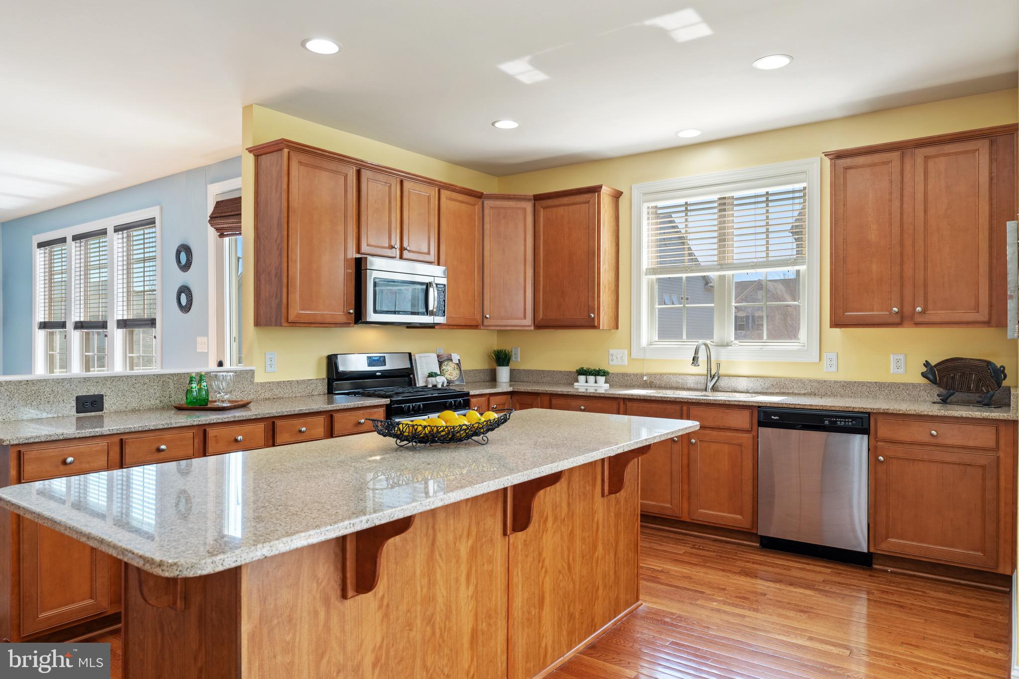 PORT POTOMAC - Residential