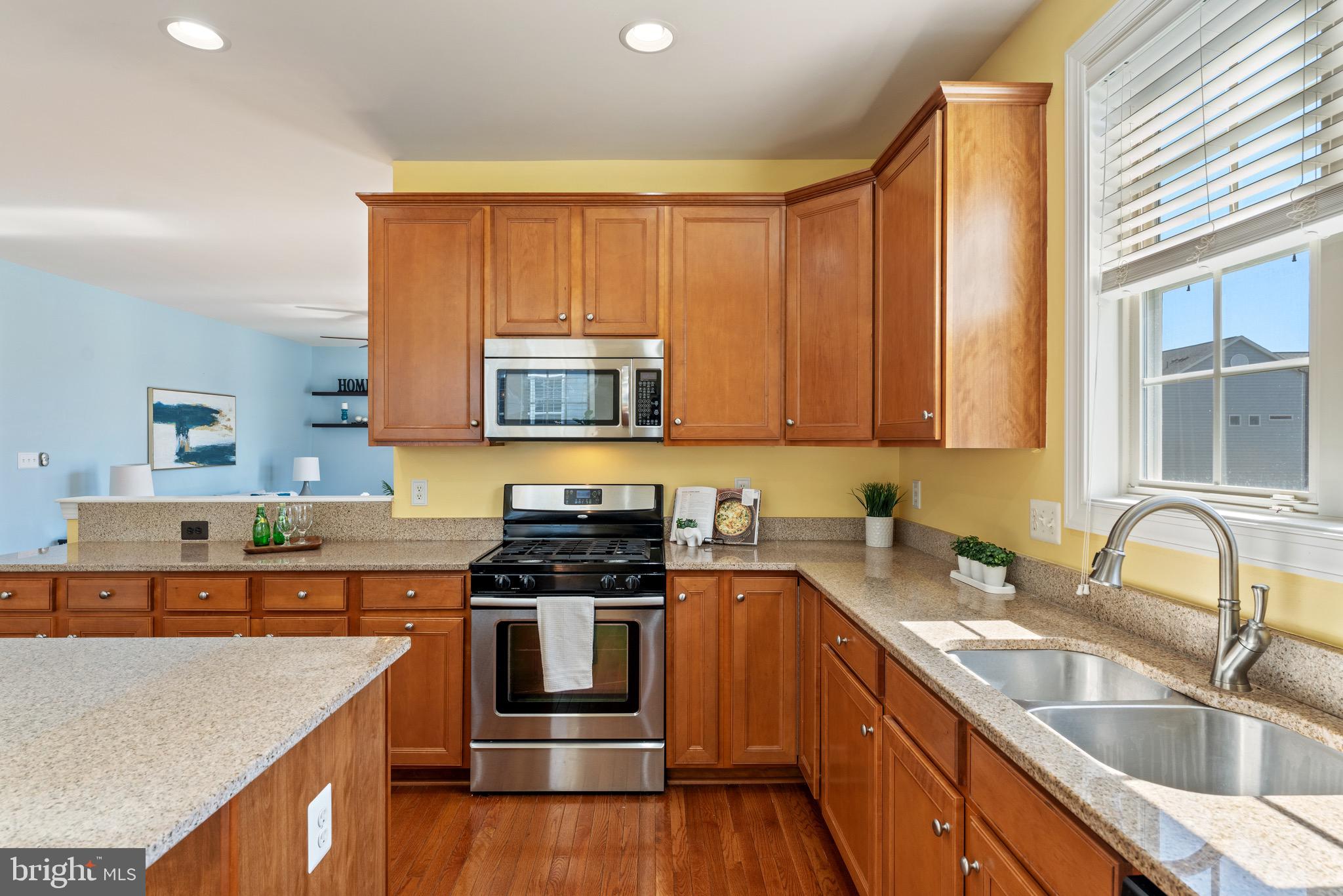 PORT POTOMAC - Residential