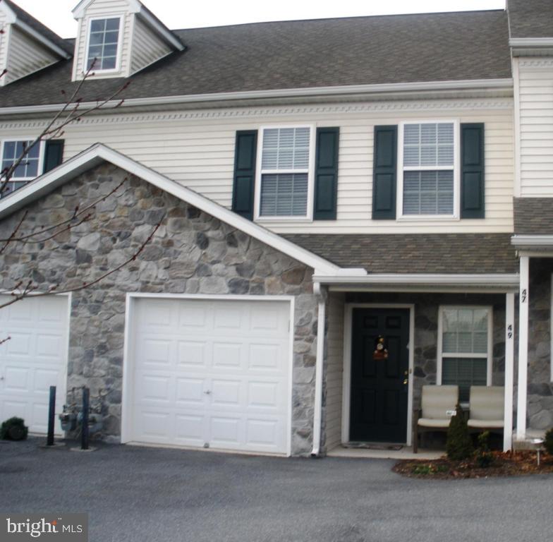 QUAIL HOLLOW - Residential