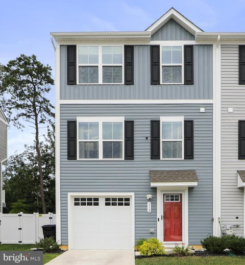Townhouse For Sale - 112 Rowand Way<br/> CLEMENTON, NJ 08021