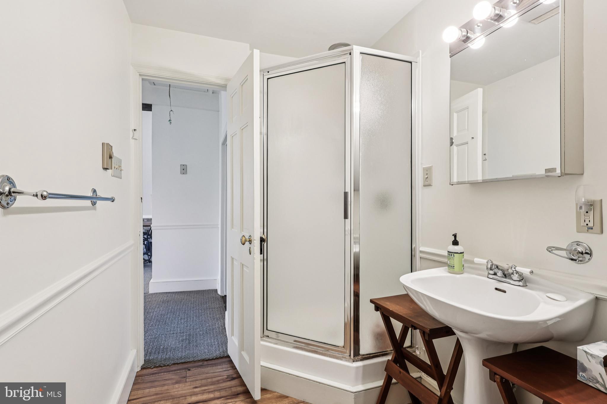 PEBBLE HILL - Residential