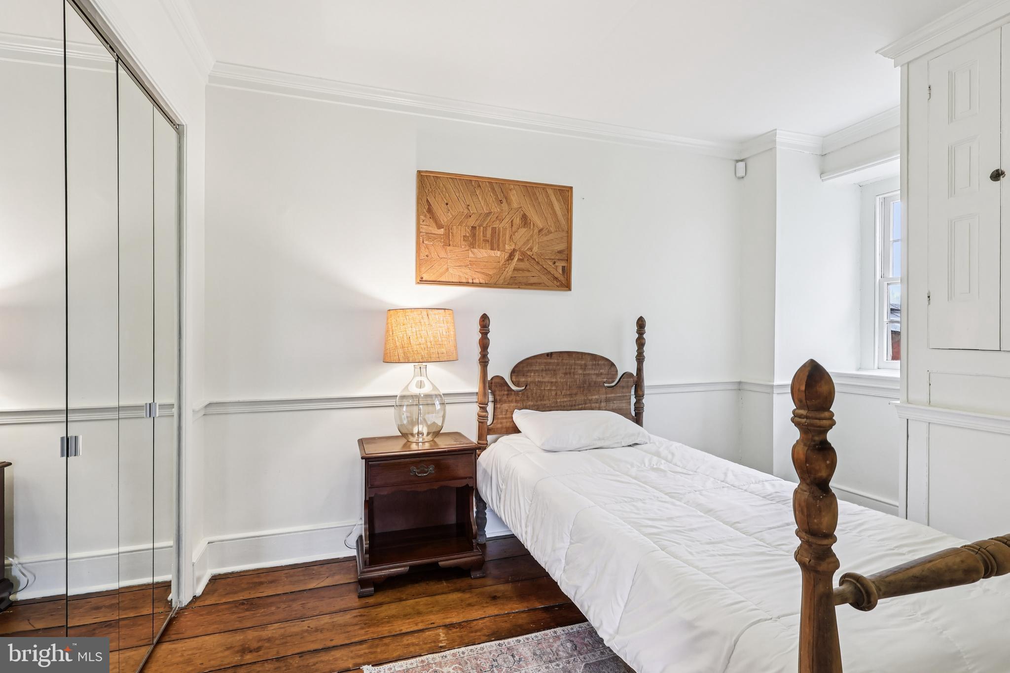 PEBBLE HILL - Residential