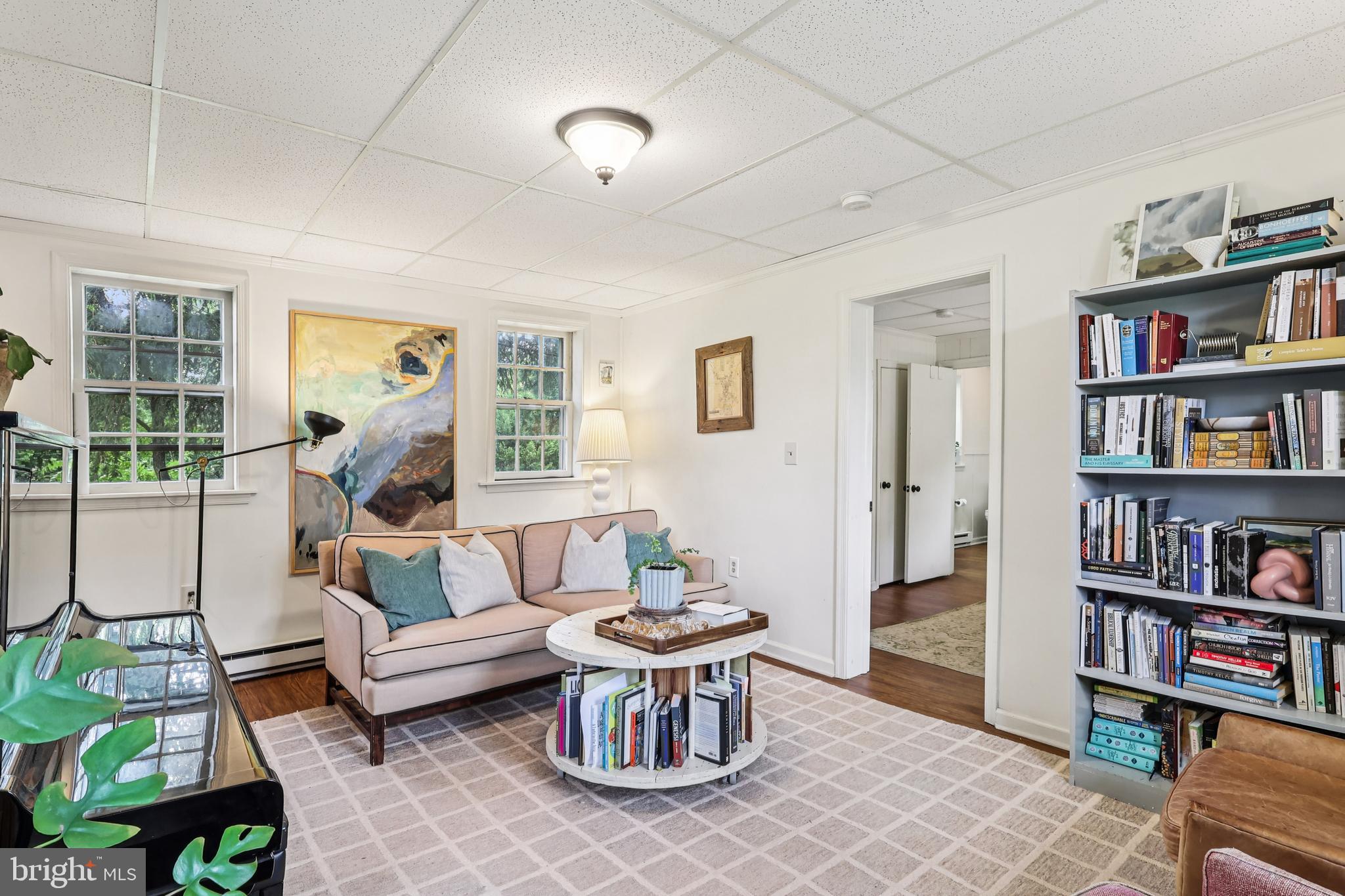 PEBBLE HILL - Residential