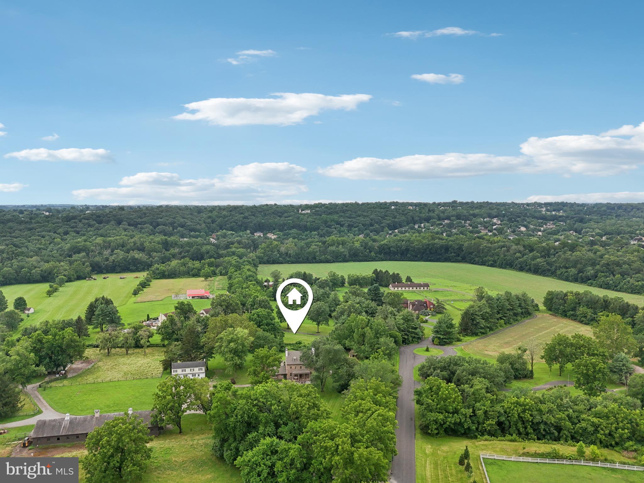 PEBBLE HILL - Residential