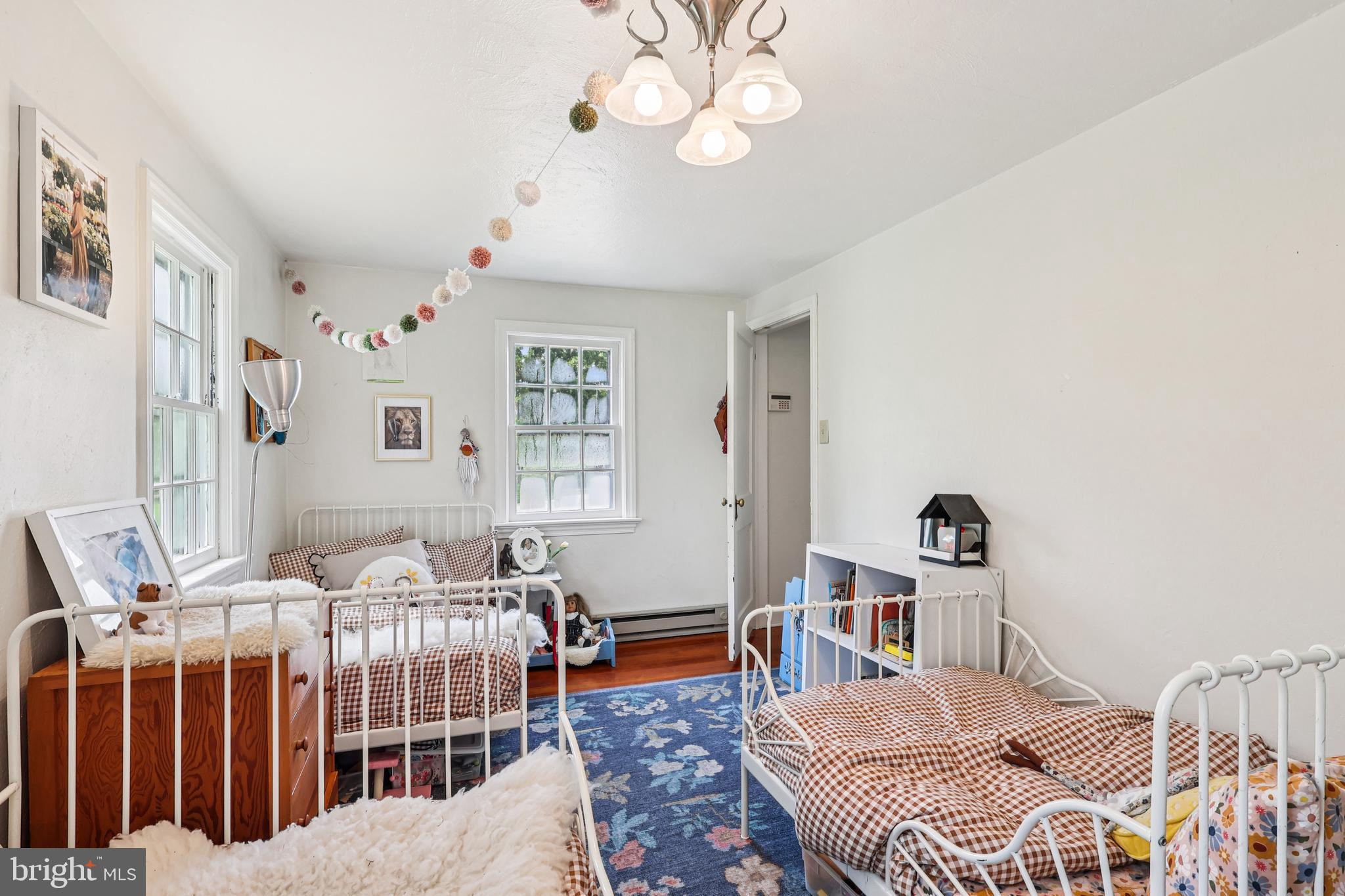 PEBBLE HILL - Residential