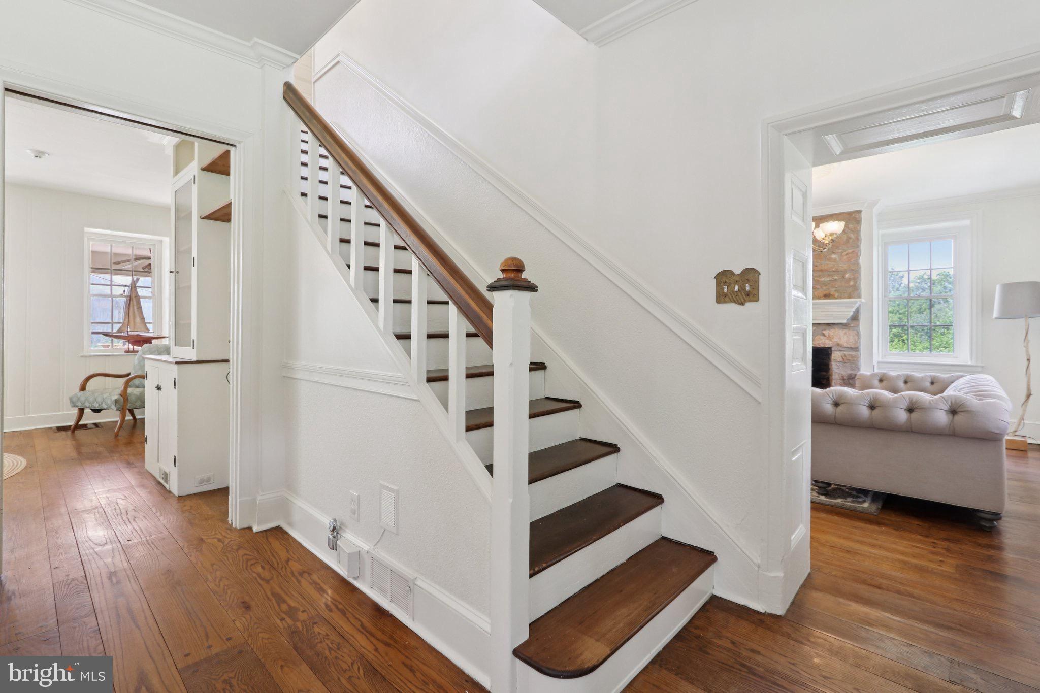 PEBBLE HILL - Residential