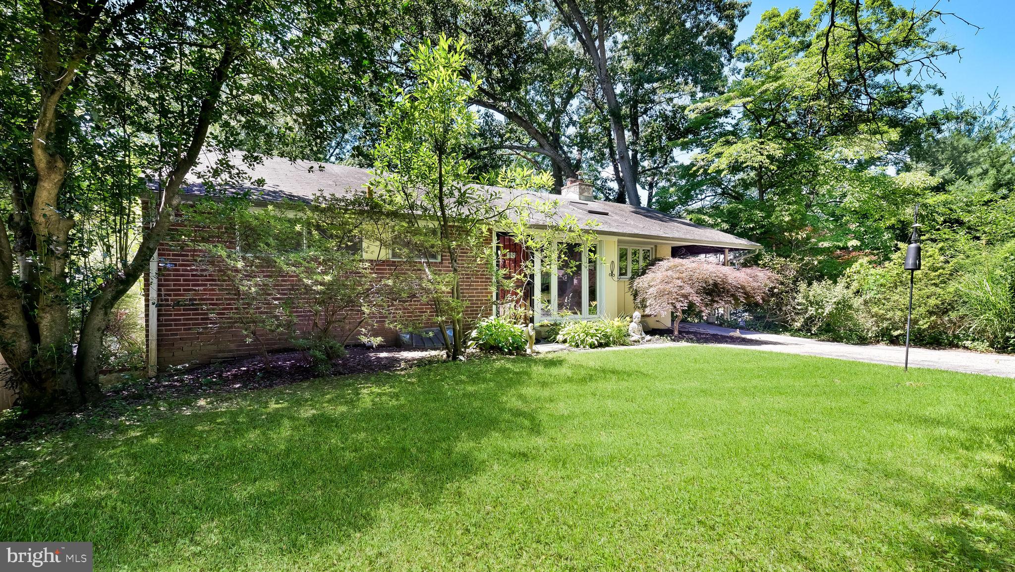 42 W RIDGE ROAD