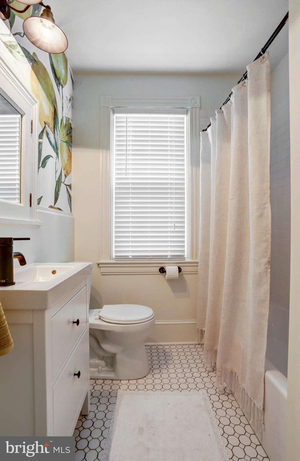 LANCASTER - Residential