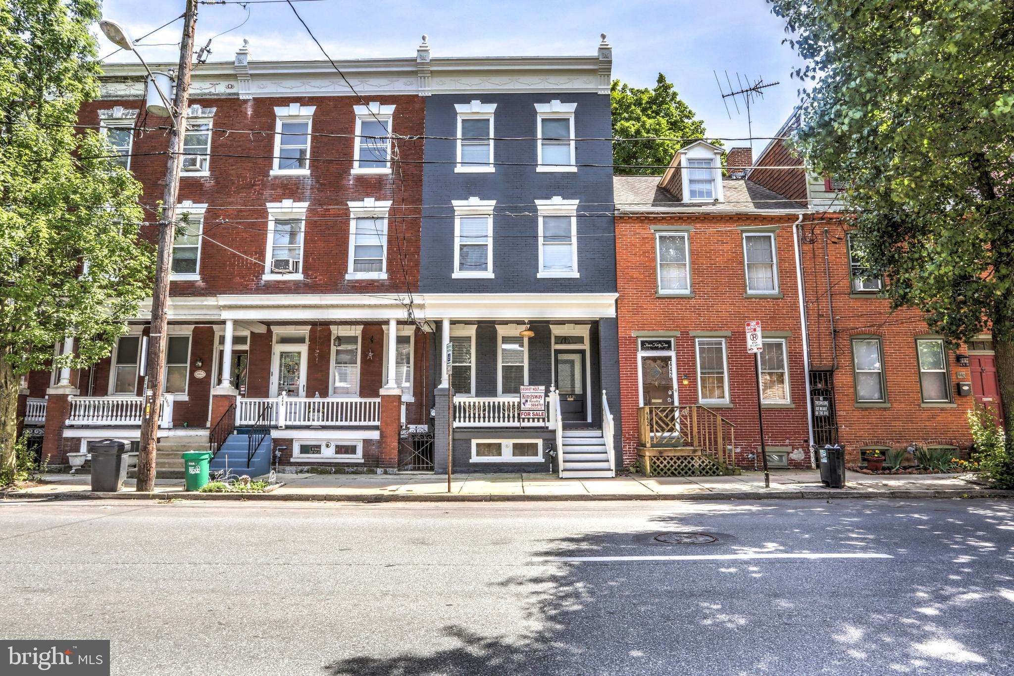 LANCASTER - Residential