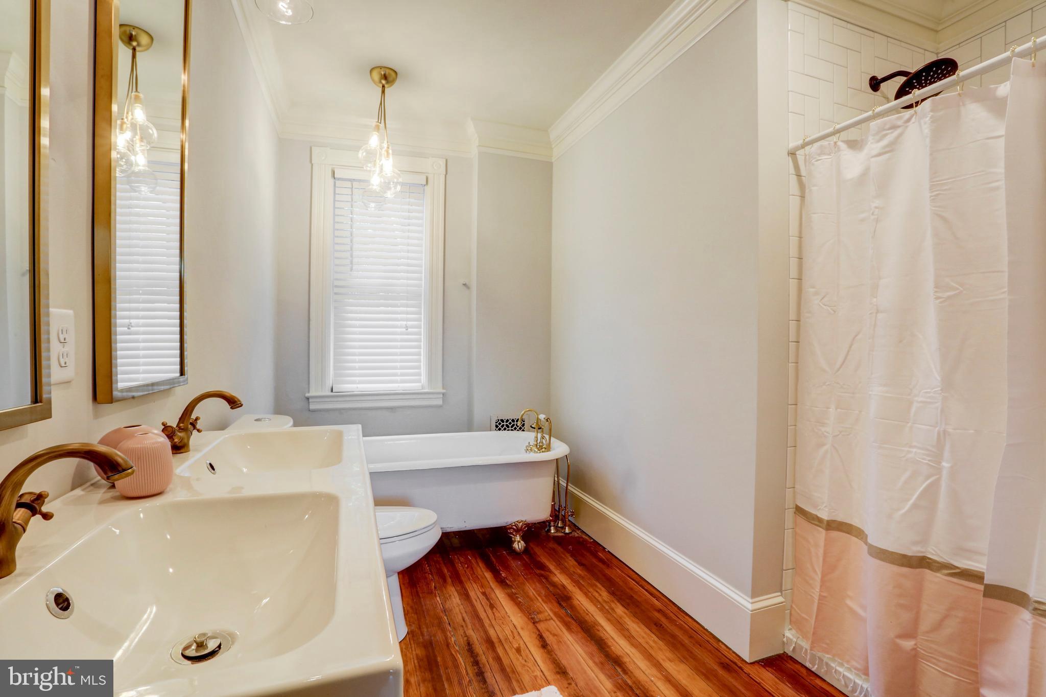 LANCASTER - Residential