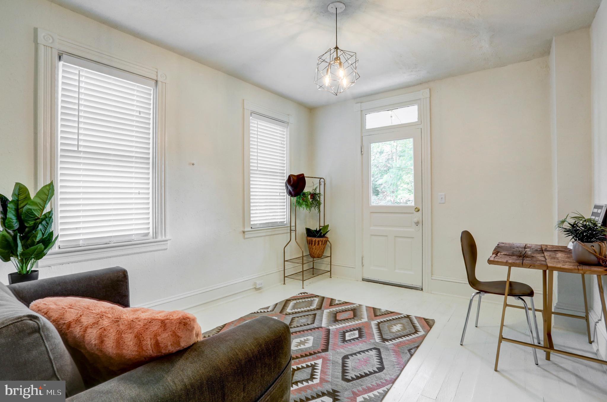 LANCASTER - Residential