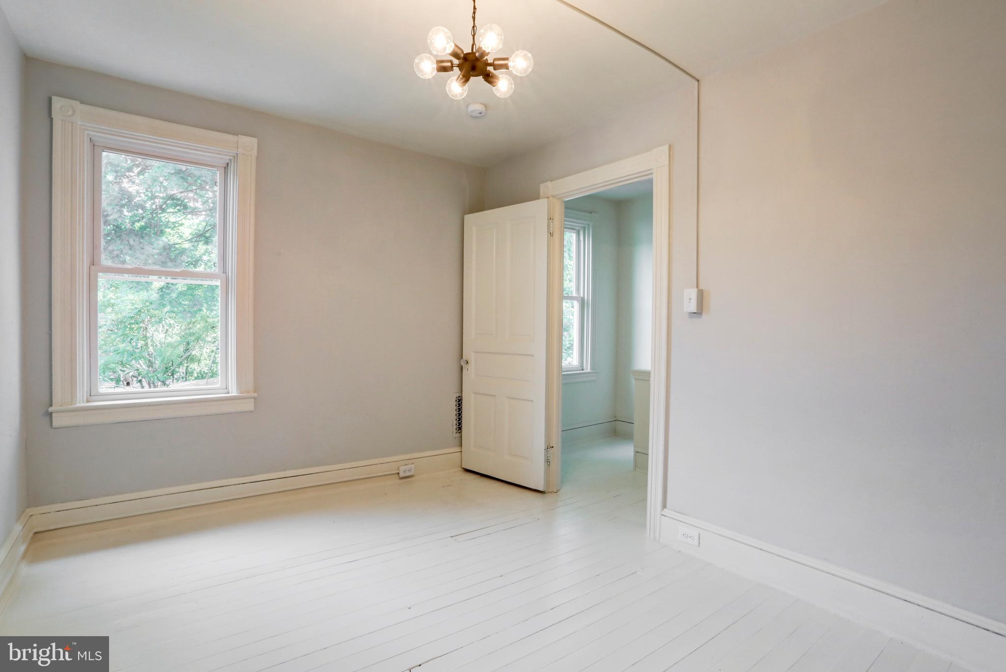 LANCASTER - Residential