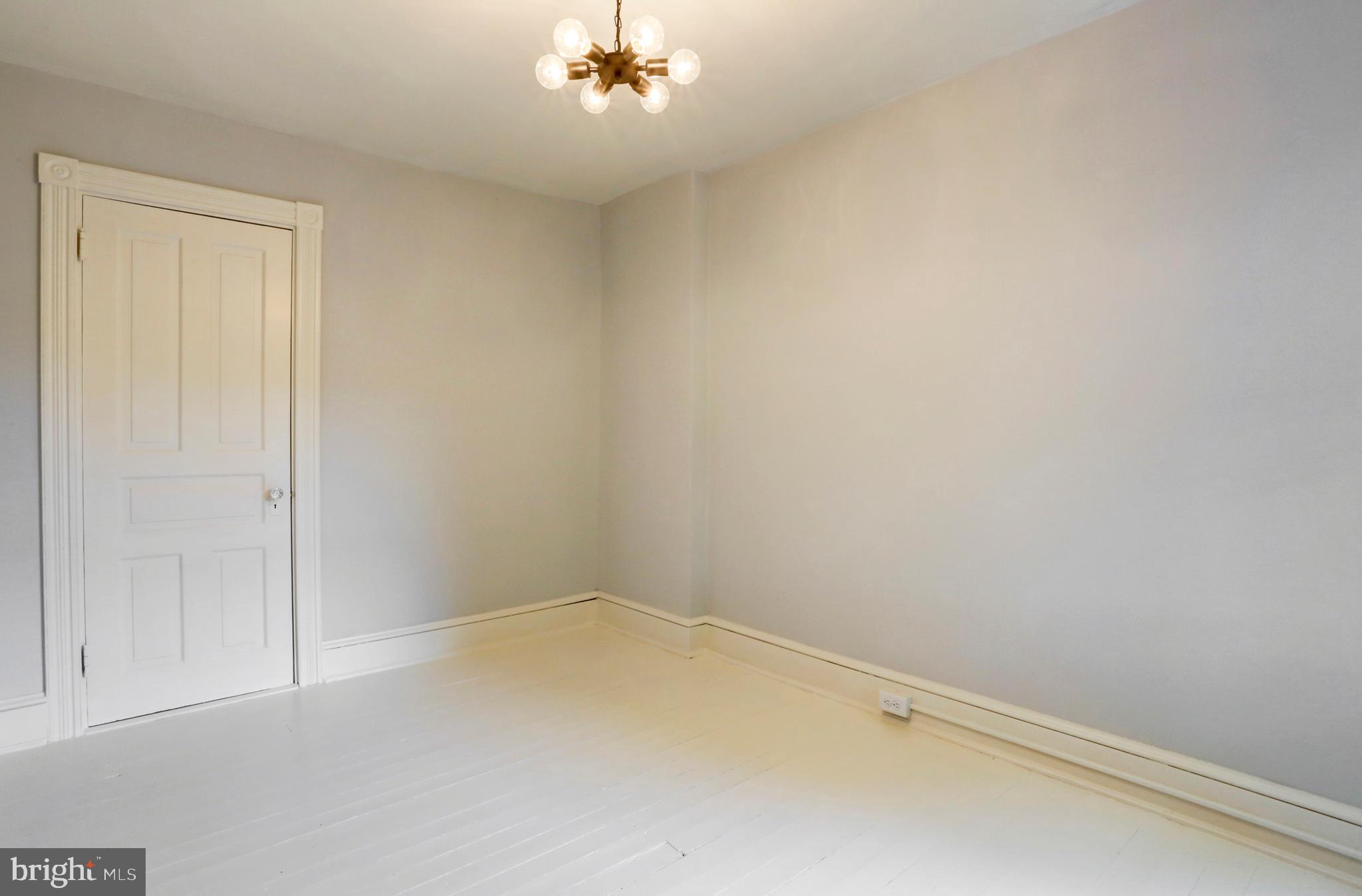 LANCASTER - Residential