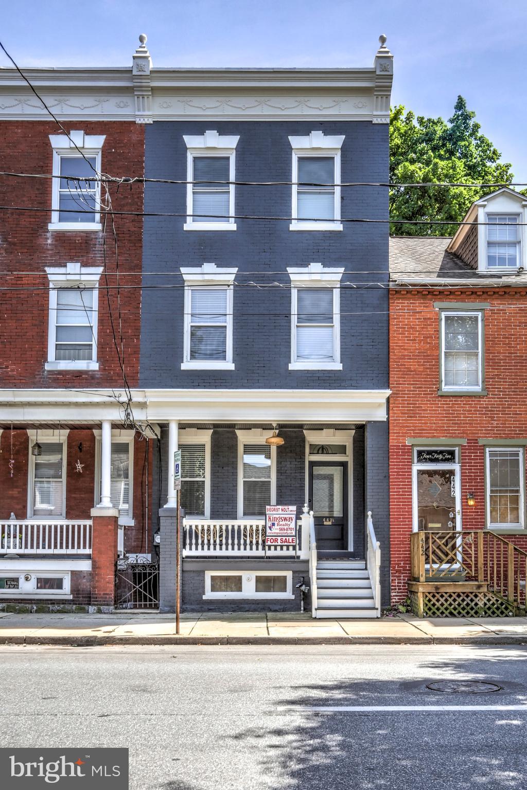 LANCASTER - Residential